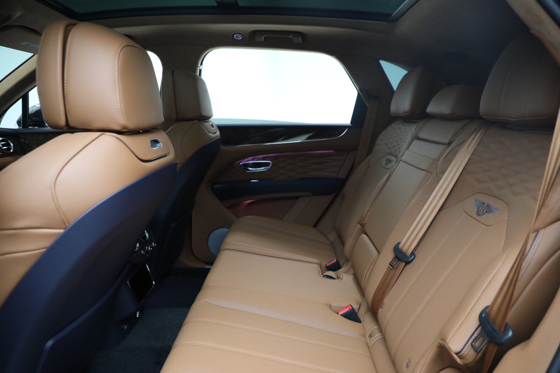 New-2025-Bentley-Bentayga-Azure-V8