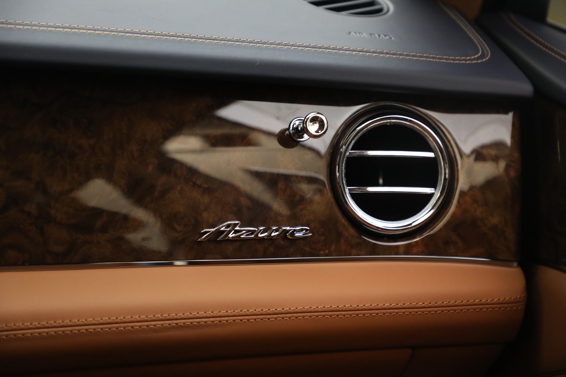 New-2025-Bentley-Bentayga-Azure-V8