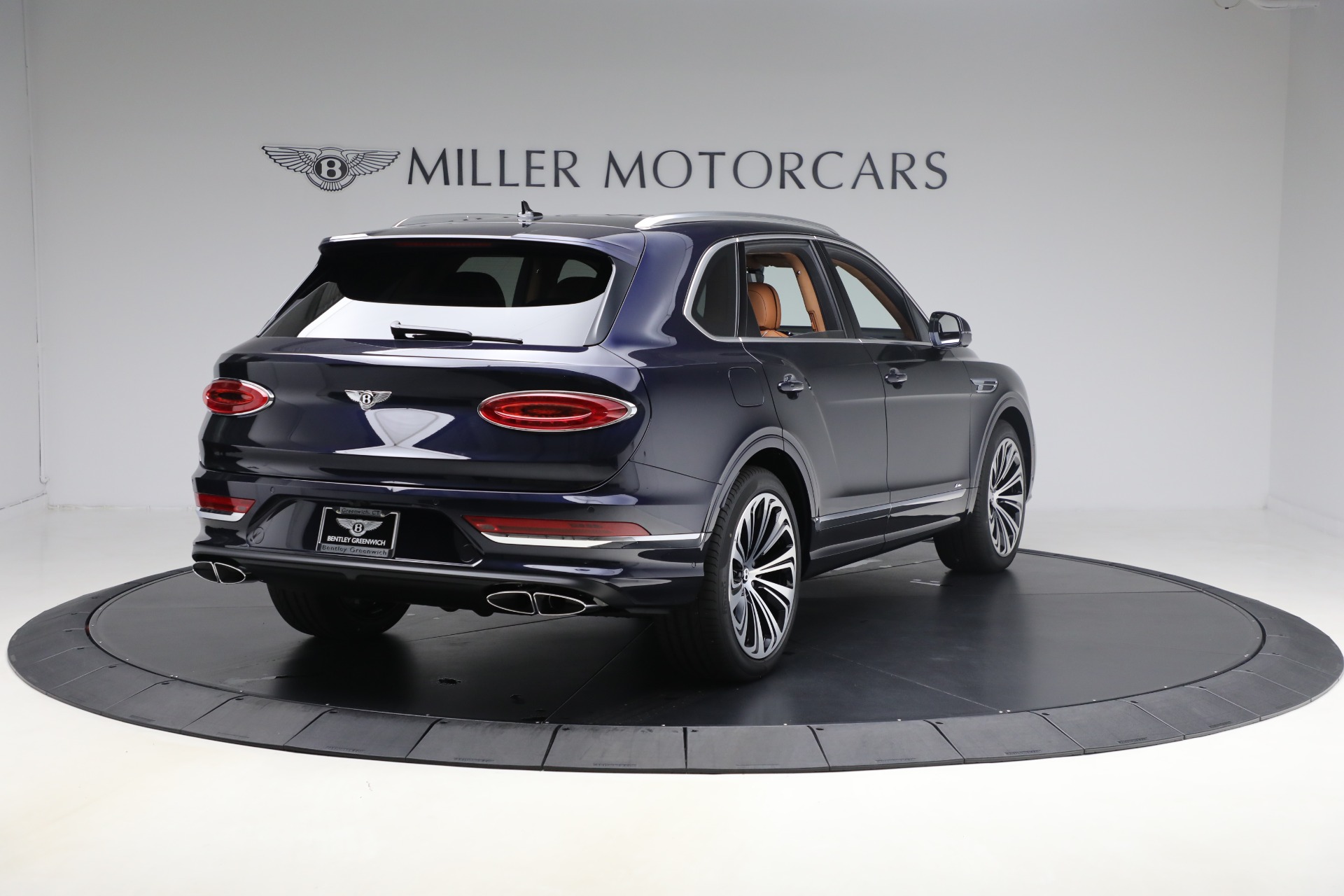 New-2025-Bentley-Bentayga-Azure-V8