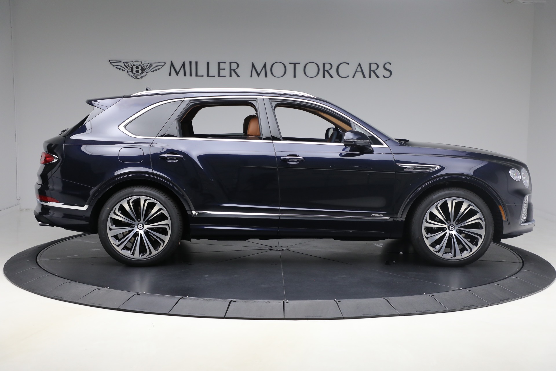 New-2025-Bentley-Bentayga-Azure-V8