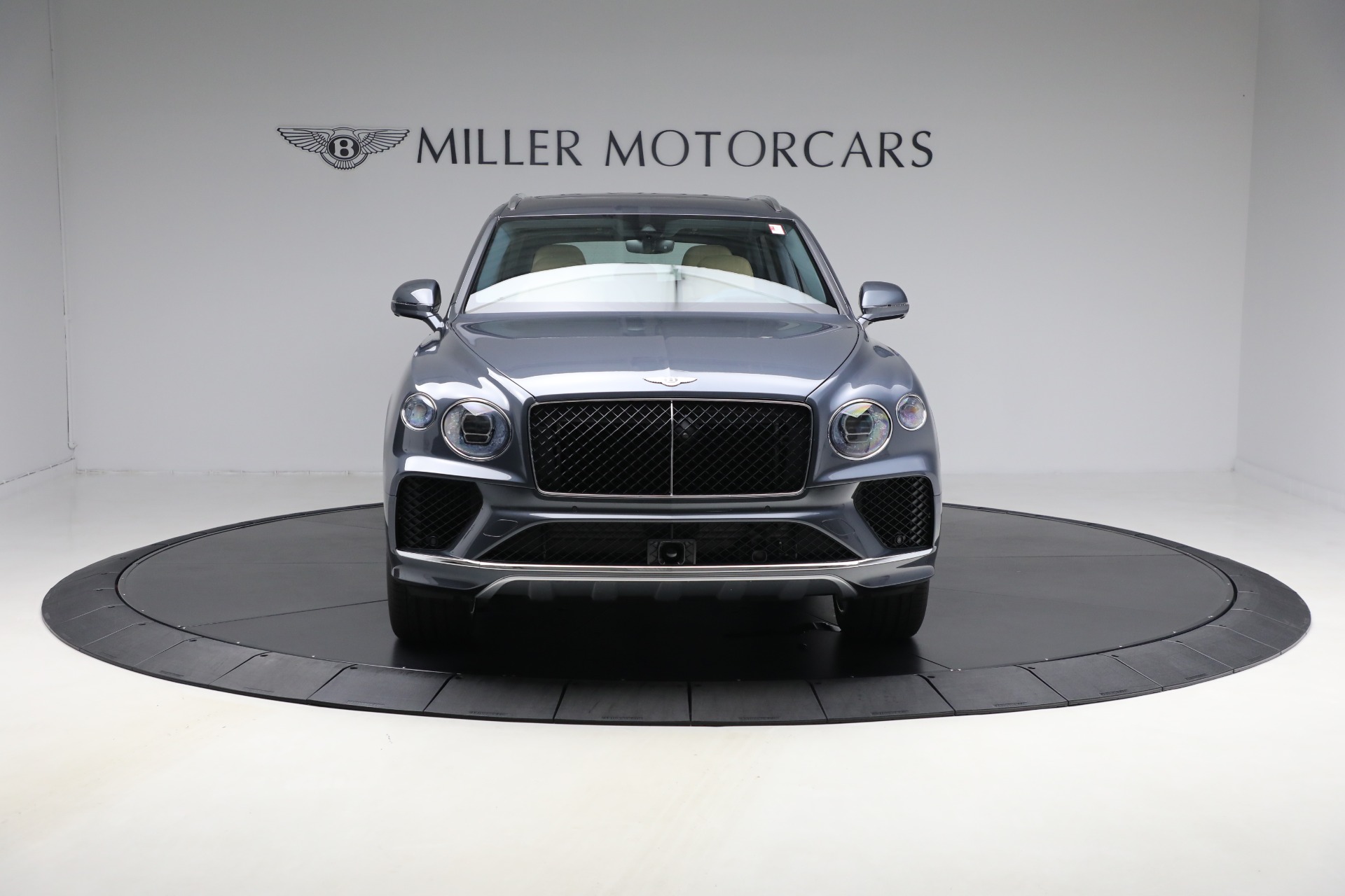 New-2025-Bentley-Bentayga-EWB-V8