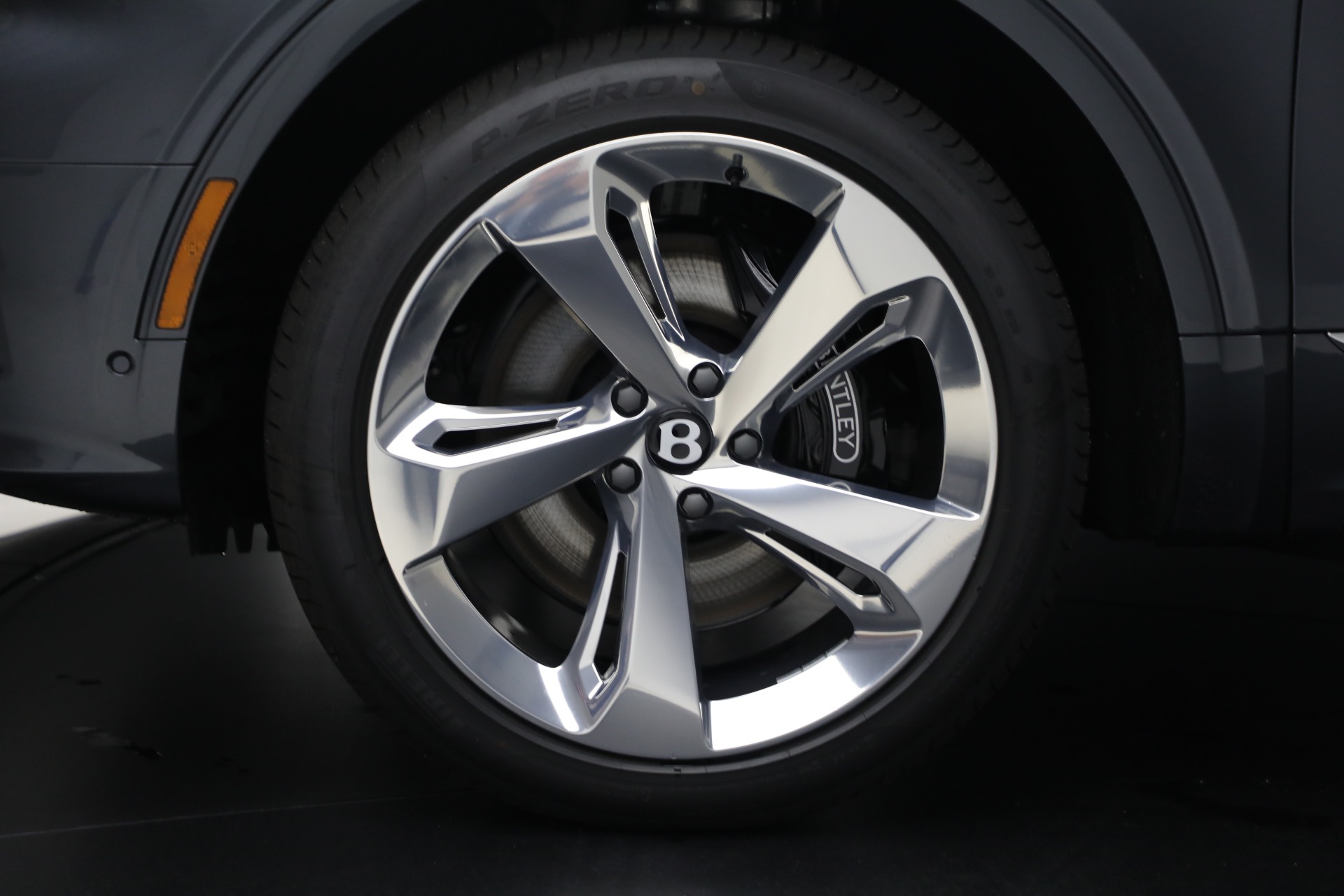 New-2025-Bentley-Bentayga-EWB-V8