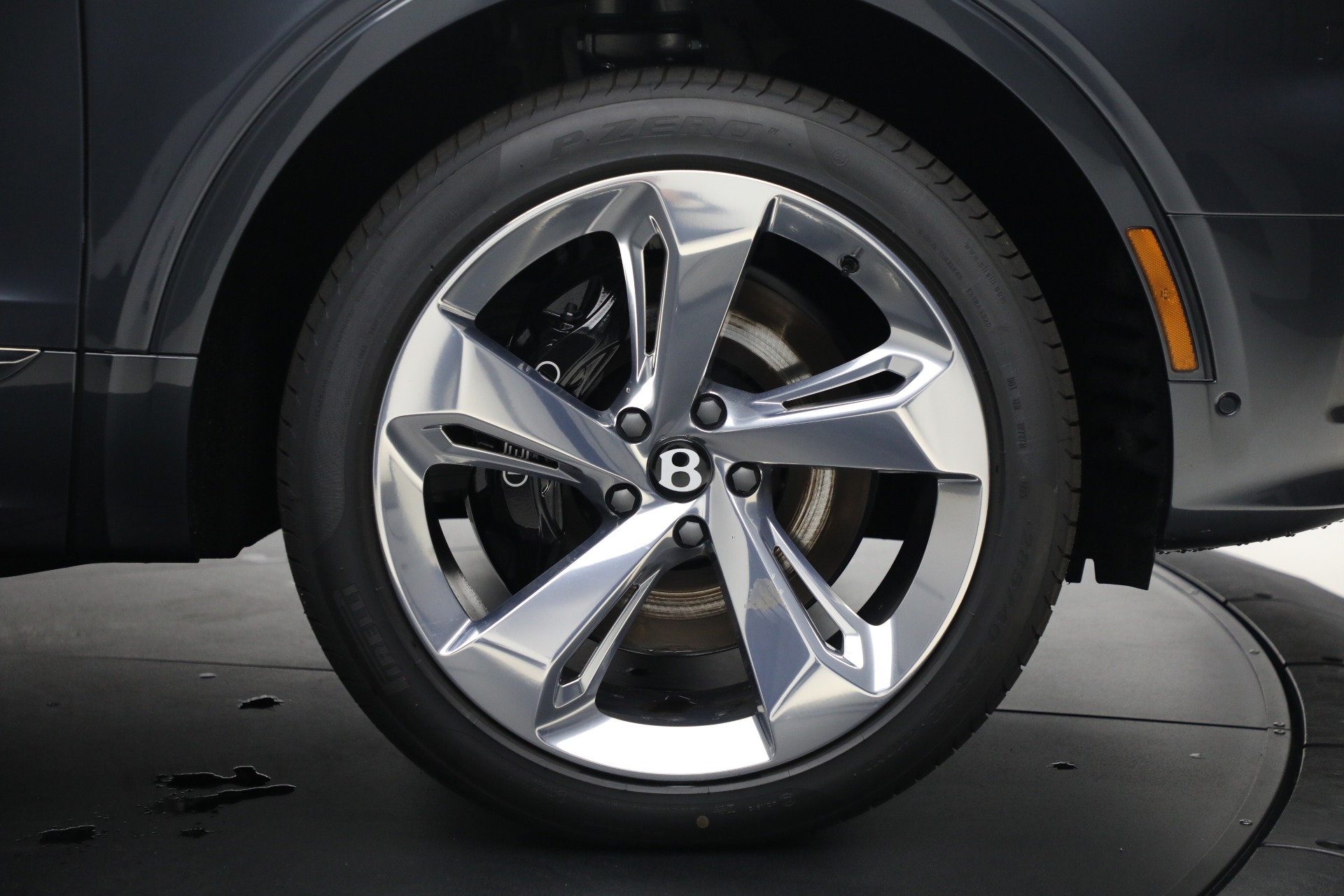 New-2025-Bentley-Bentayga-EWB-V8