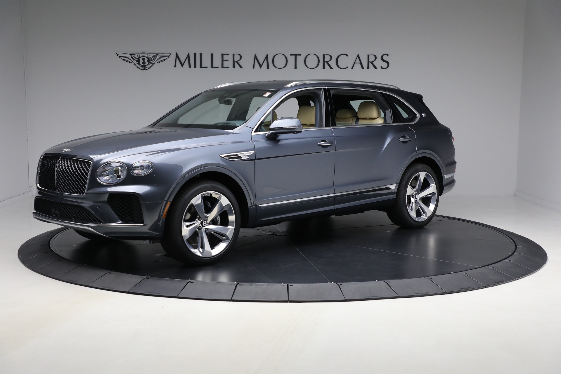 New-2025-Bentley-Bentayga-EWB-V8
