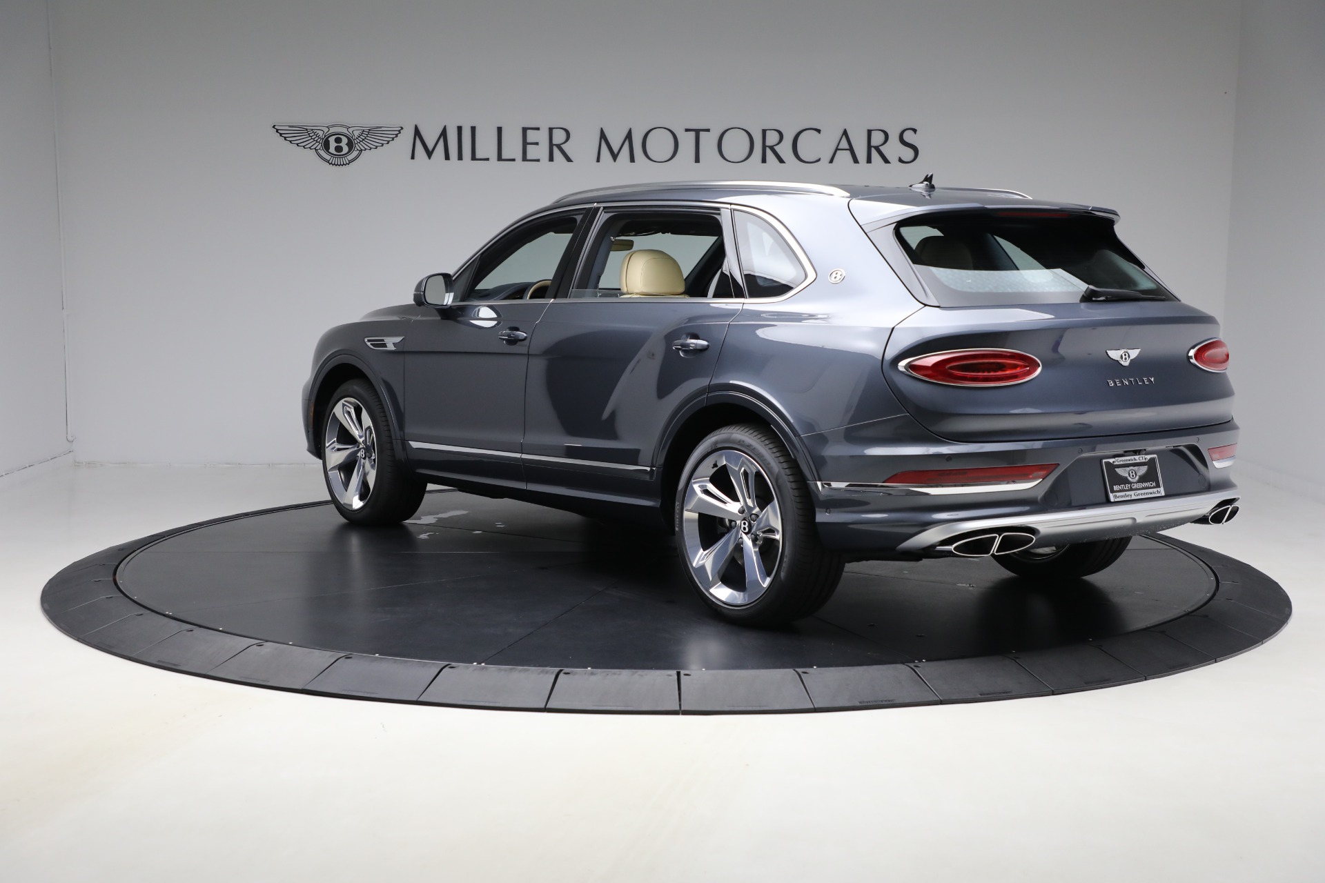 New-2025-Bentley-Bentayga-EWB-V8