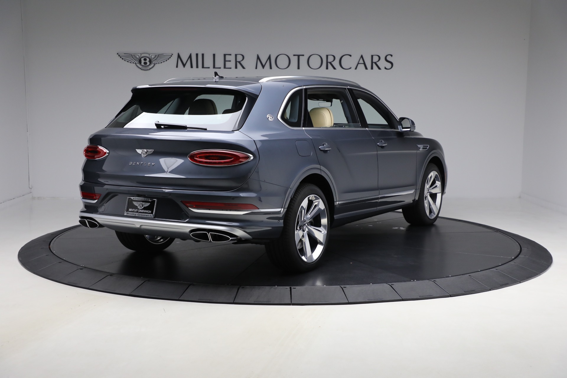 New-2025-Bentley-Bentayga-EWB-V8