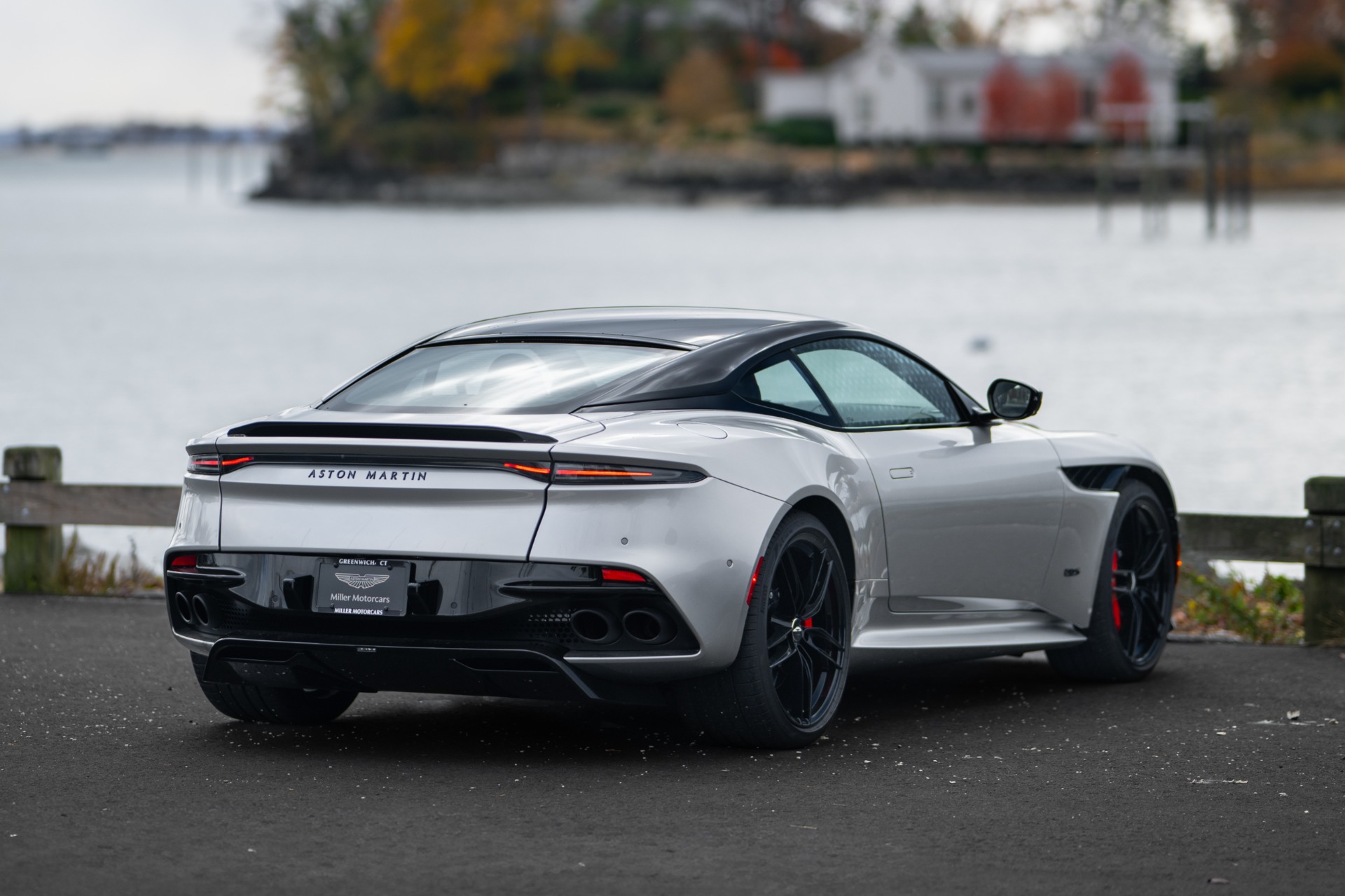 Used-2023-Aston-Martin-DBS-Superleggera
