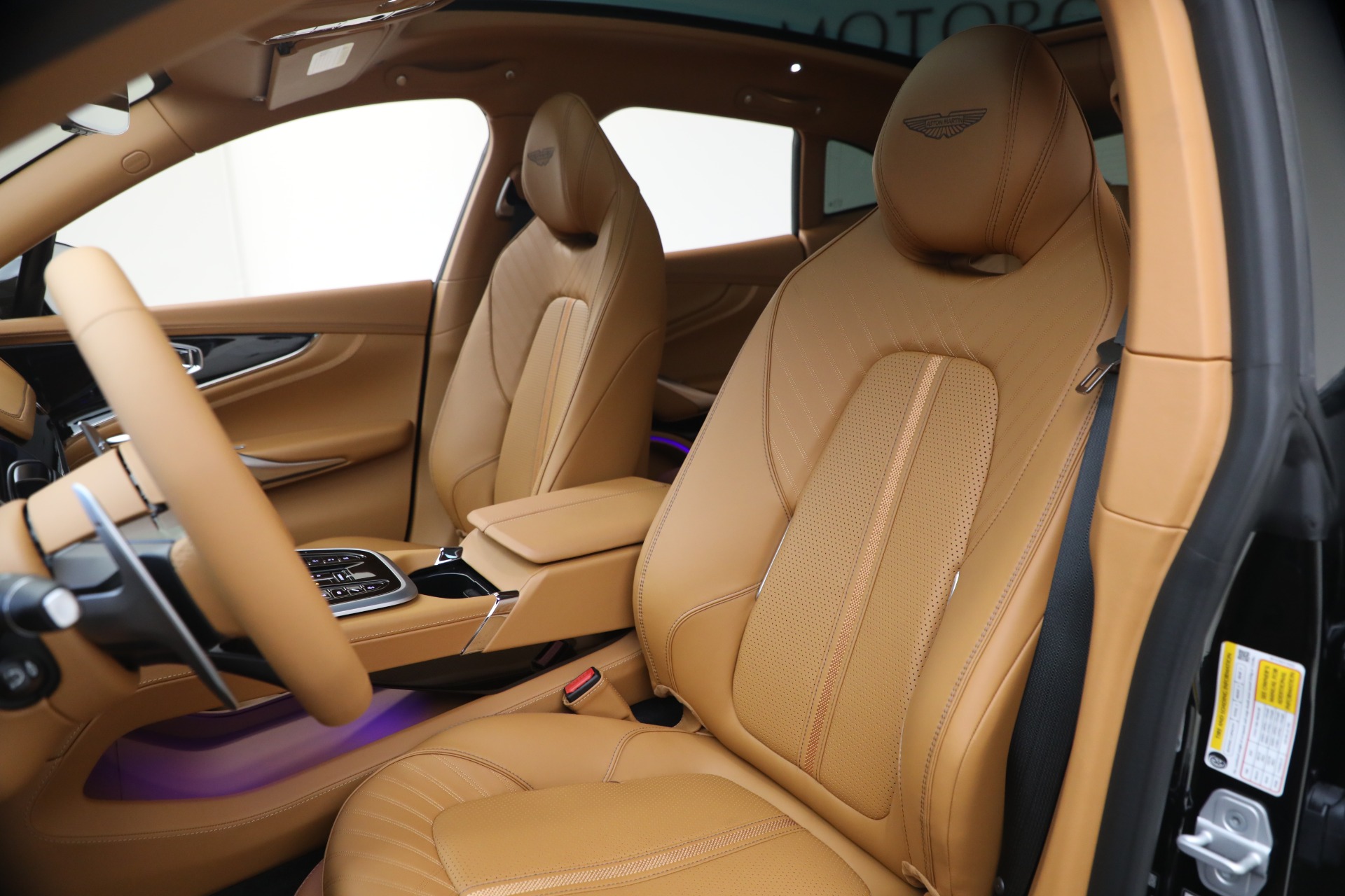 New-2026-Aston-Martin-DBX-707