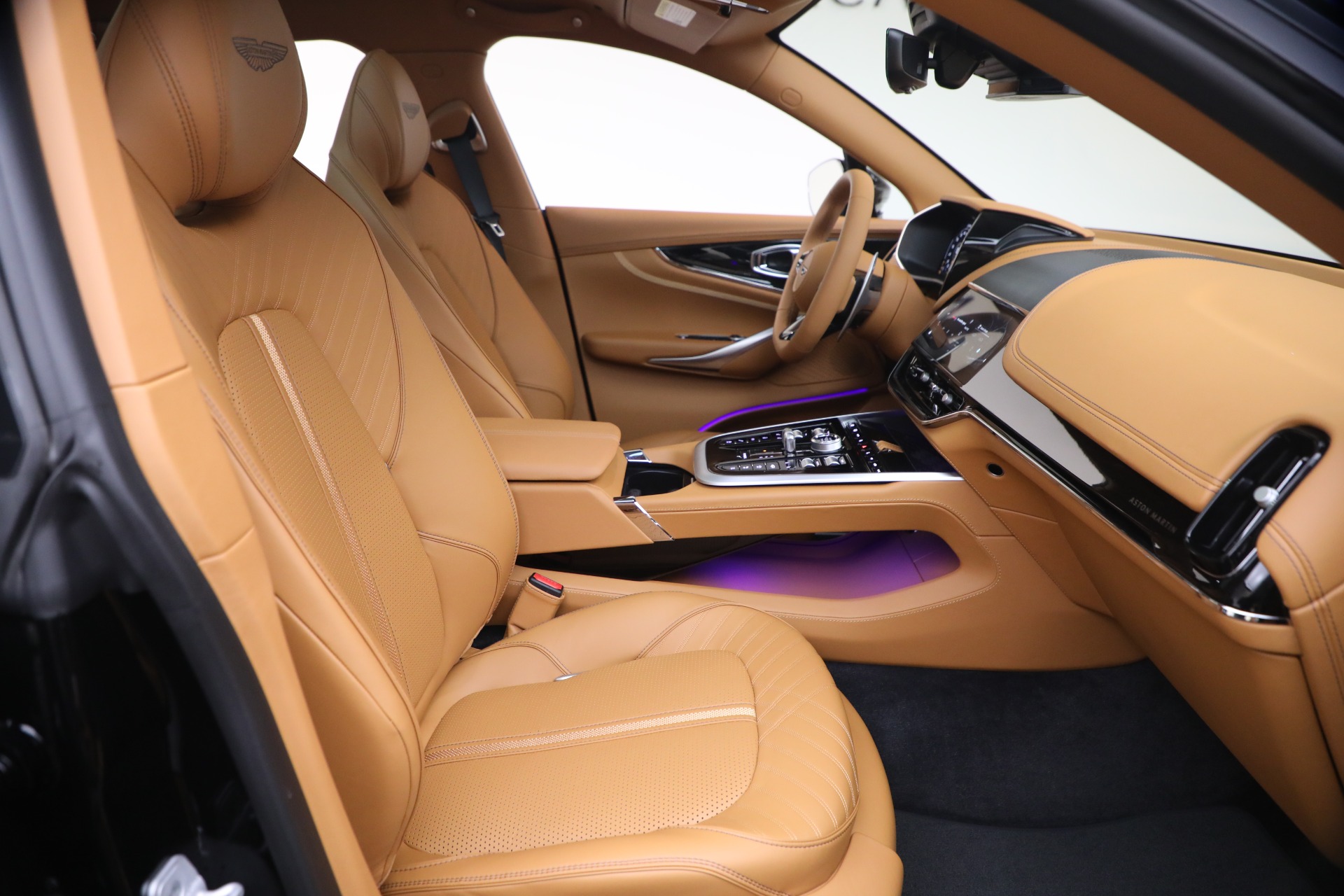 New-2026-Aston-Martin-DBX-707