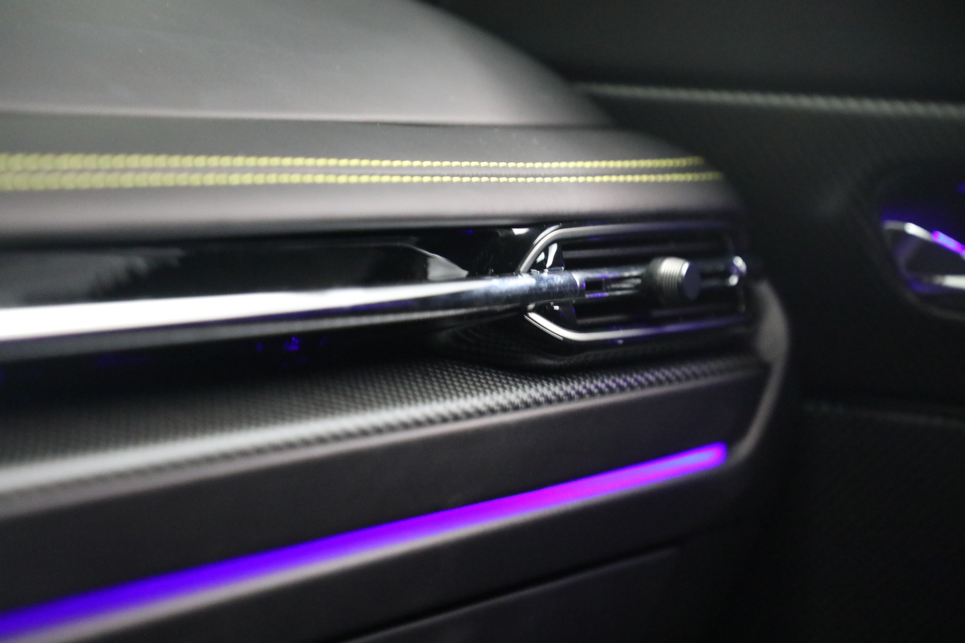 New-2026-Aston-Martin-DB12-V8