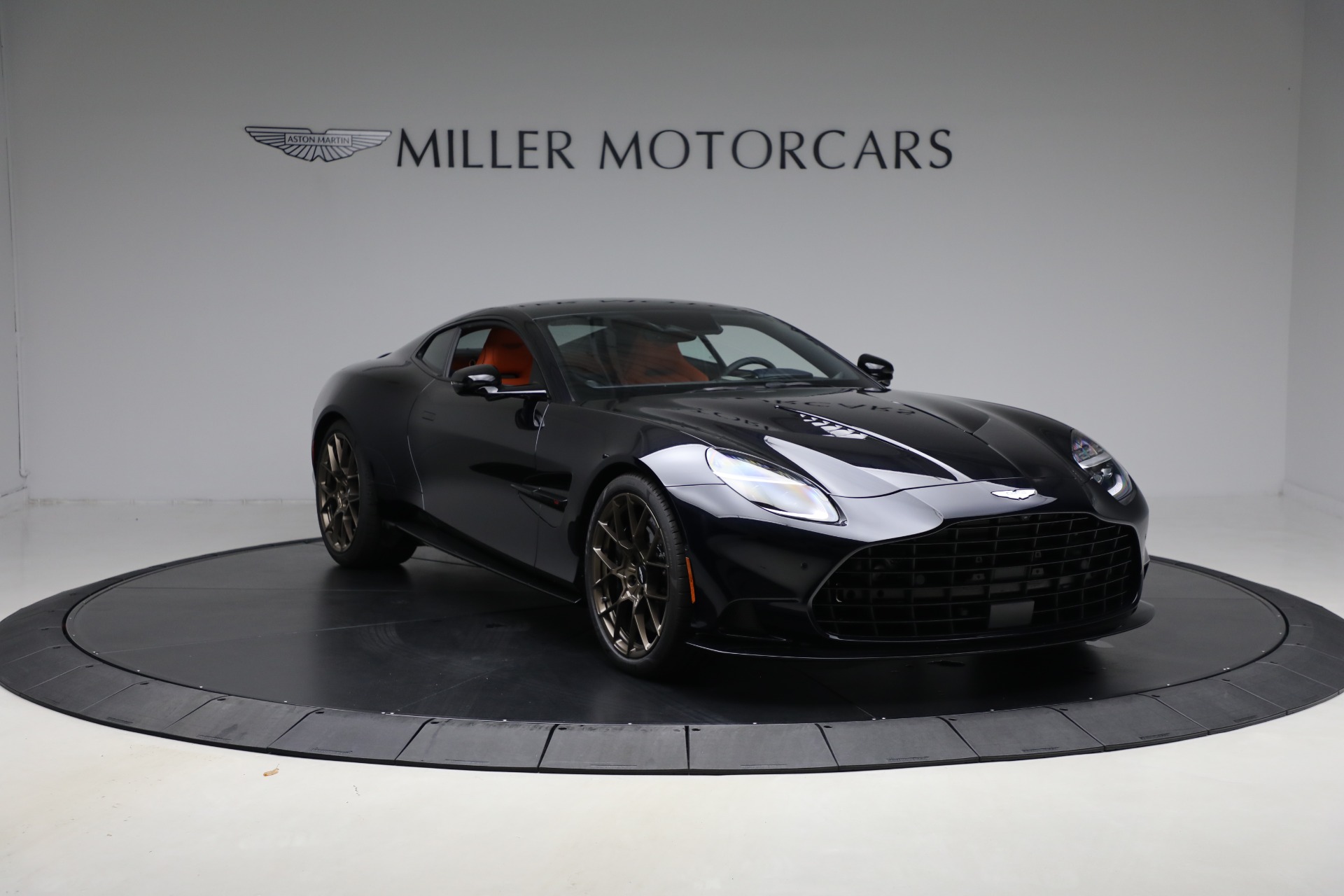Used-2025-Aston-Martin-Vanquish