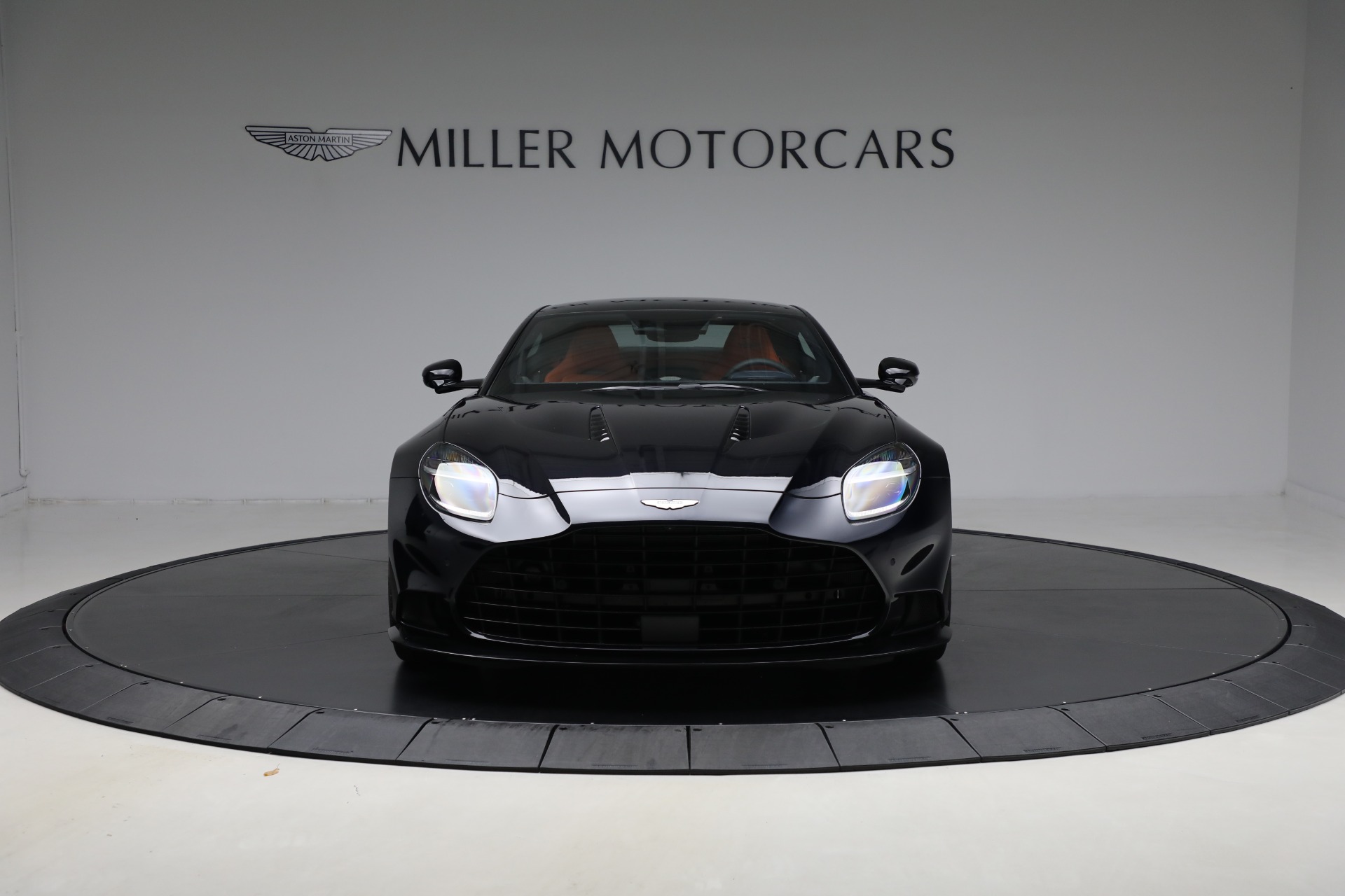 Used-2025-Aston-Martin-Vanquish