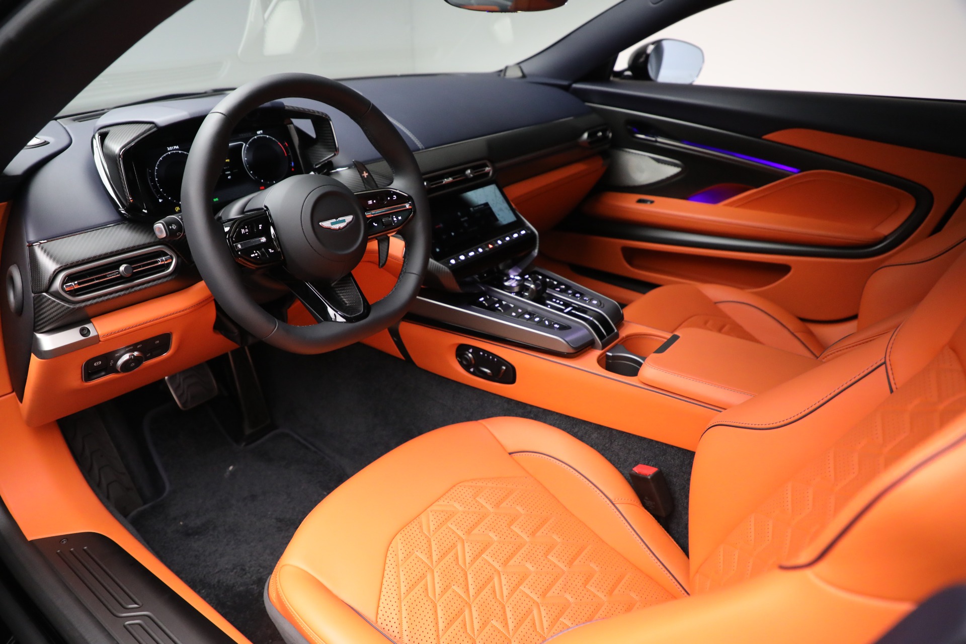 Used-2025-Aston-Martin-Vanquish