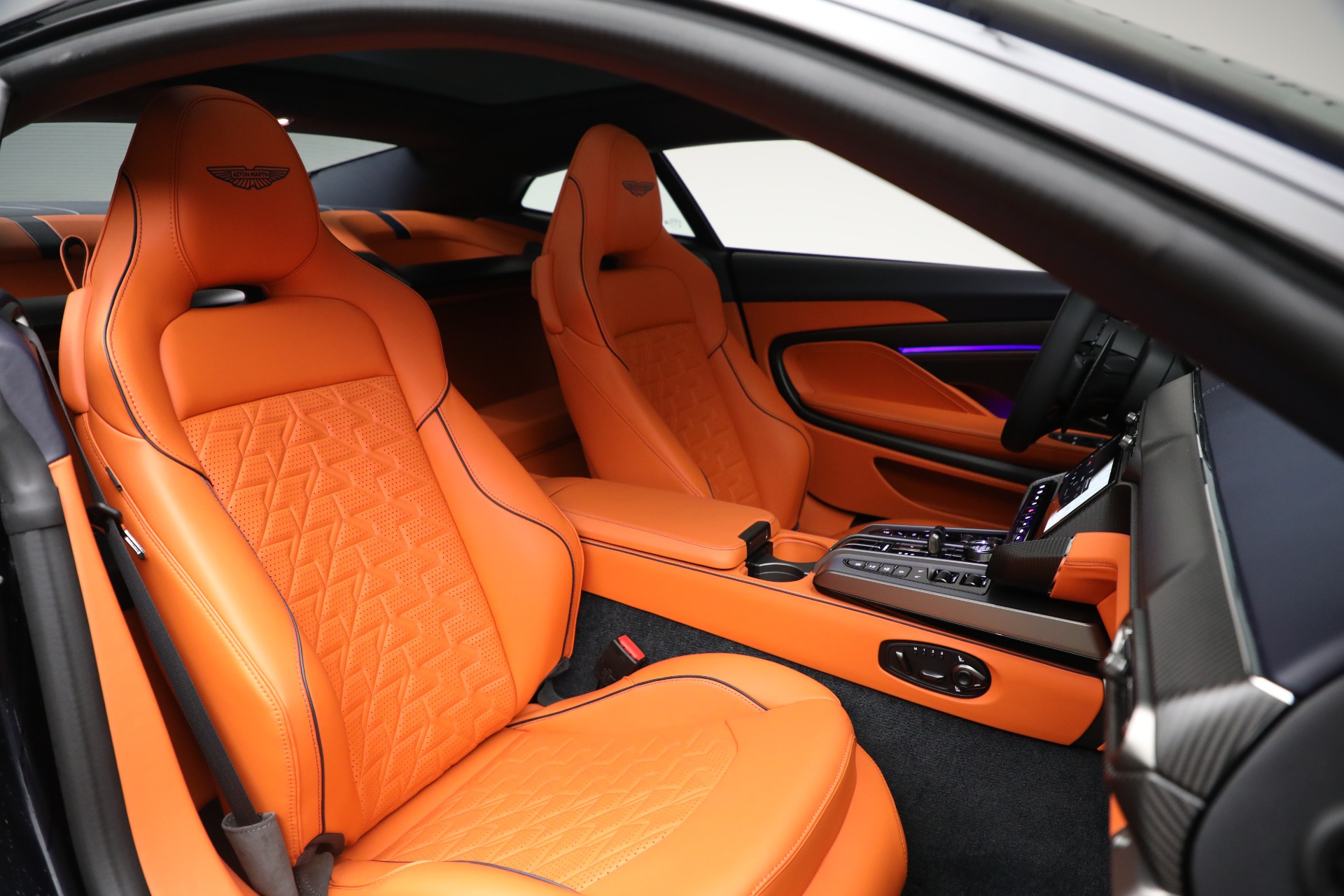 Used-2025-Aston-Martin-Vanquish