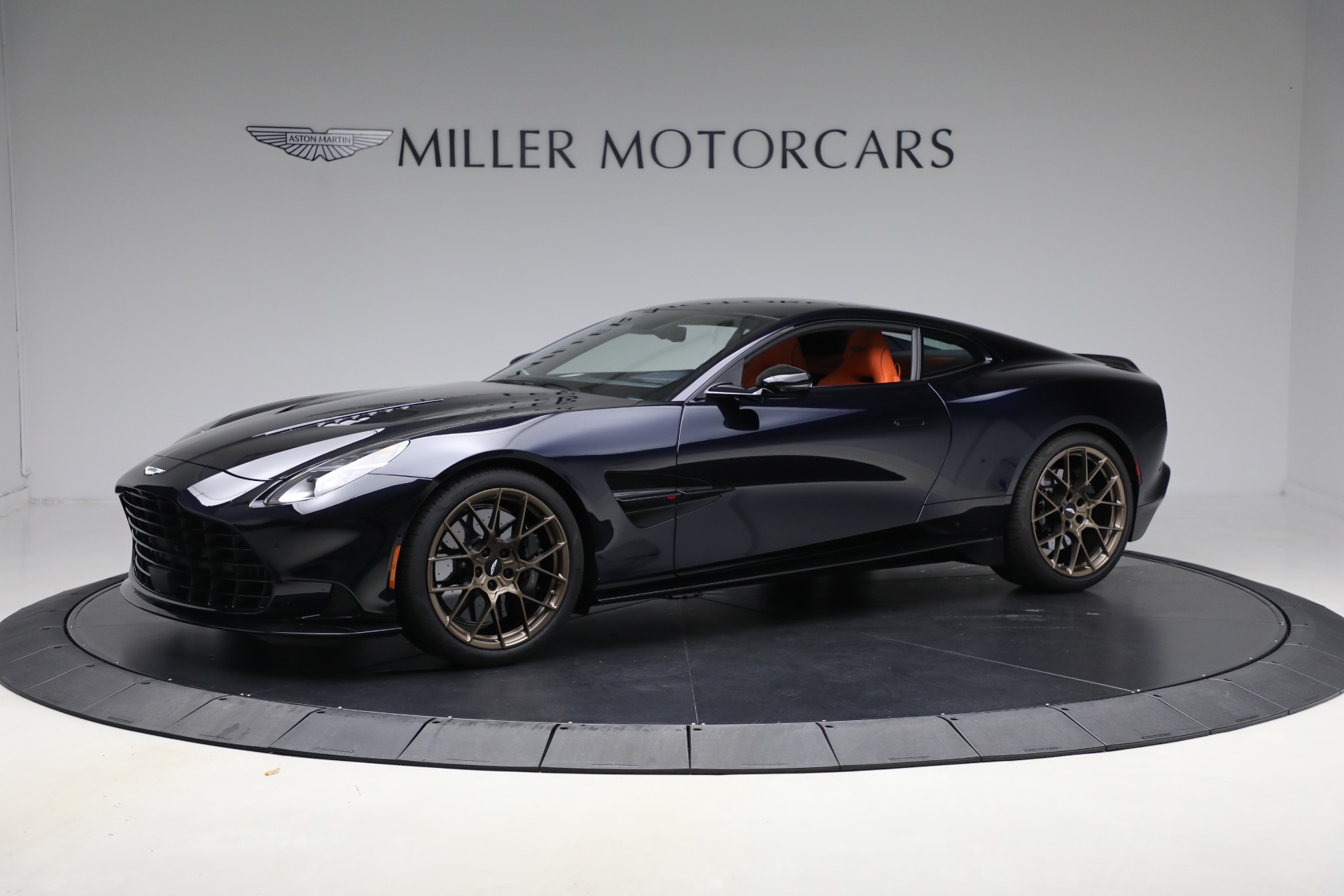Used-2025-Aston-Martin-Vanquish