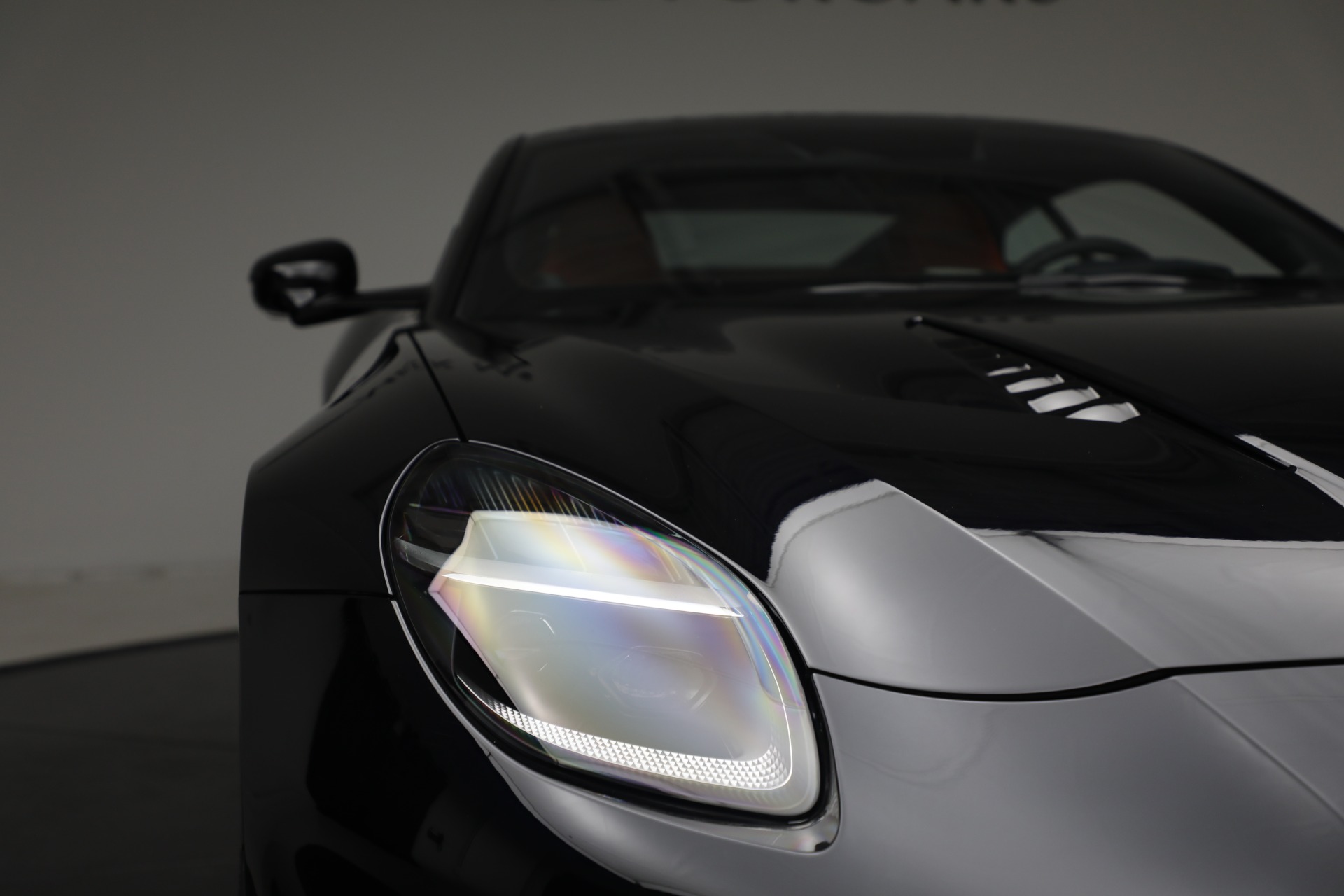Used-2025-Aston-Martin-Vanquish