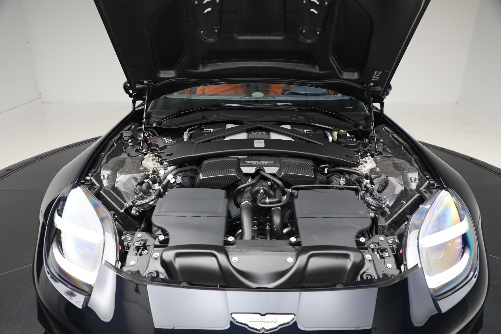 Used-2025-Aston-Martin-Vanquish