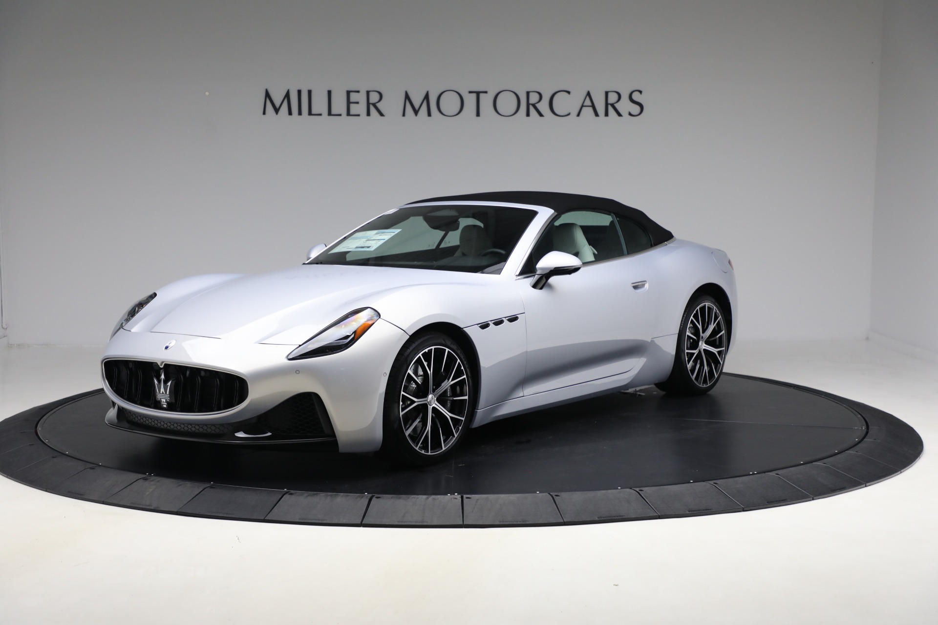 New-2026-Maserati-GranCabrio-Modena