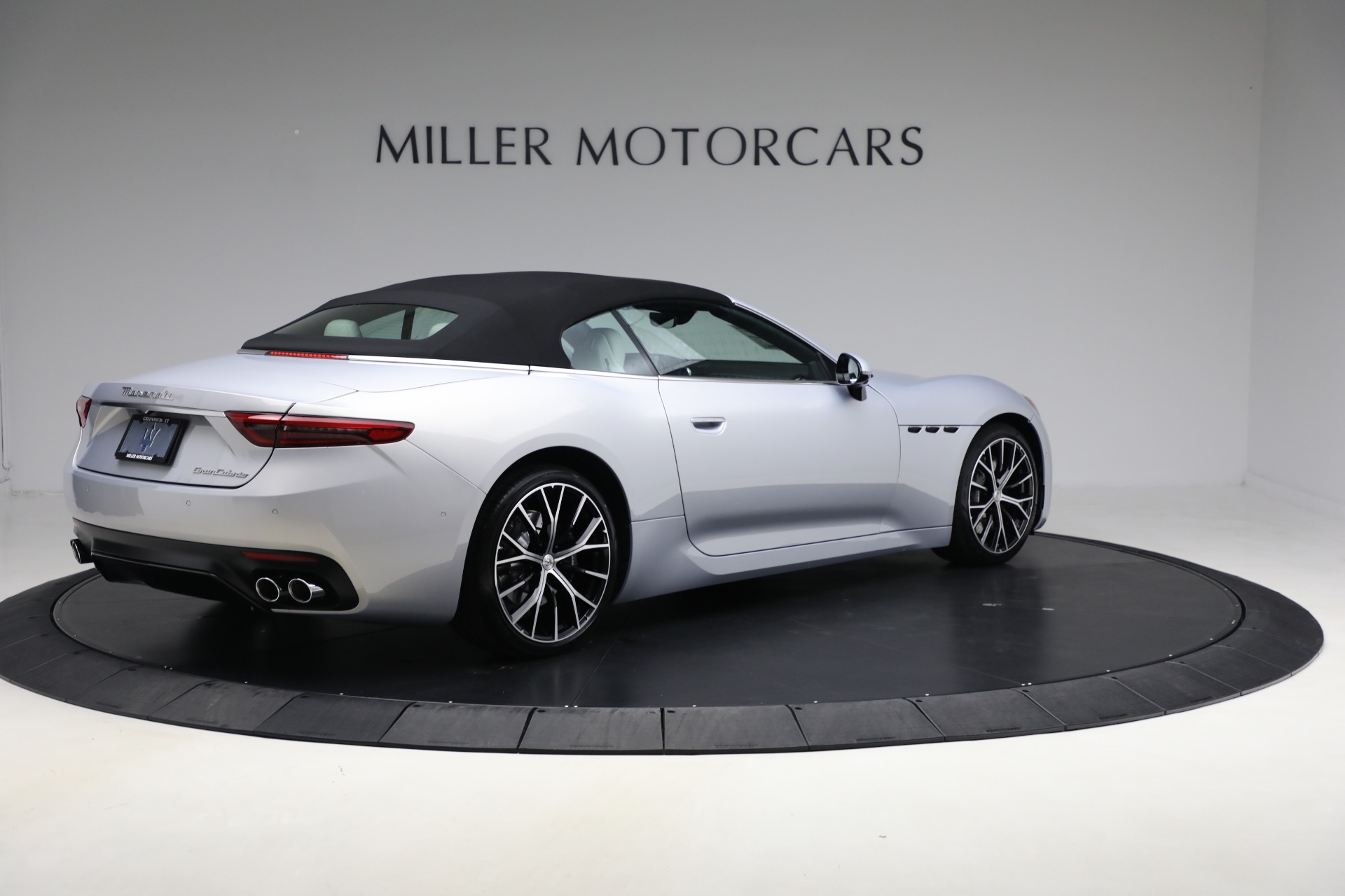 New-2026-Maserati-GranCabrio-Modena