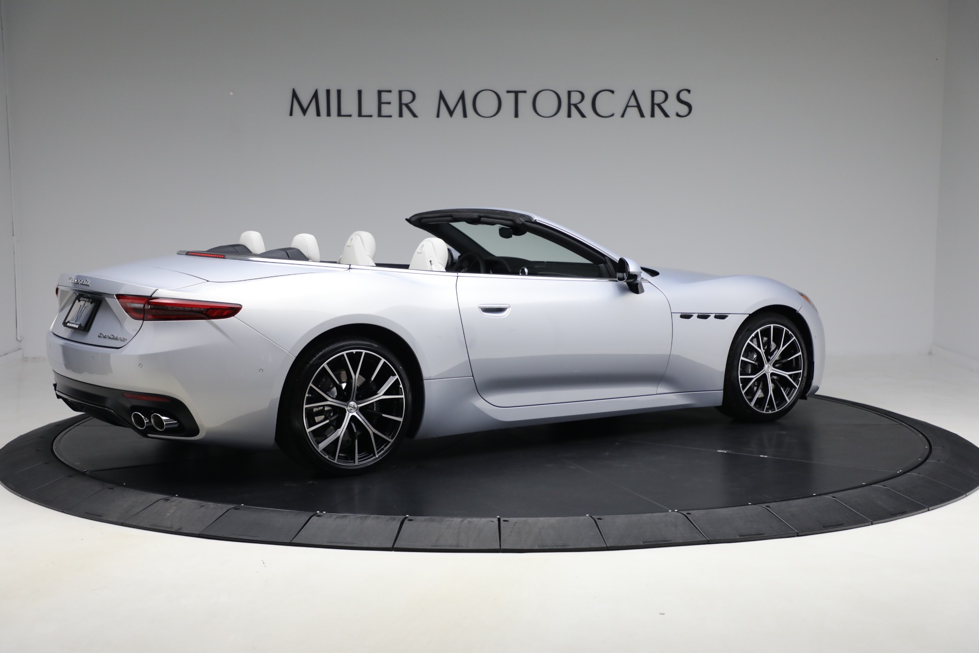 New-2026-Maserati-GranCabrio-Modena