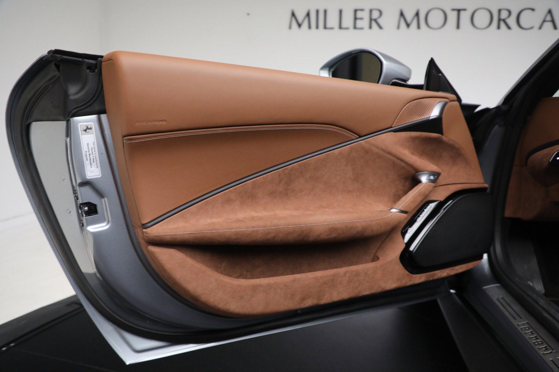 Used-2025-Ferrari-Roma-Spider