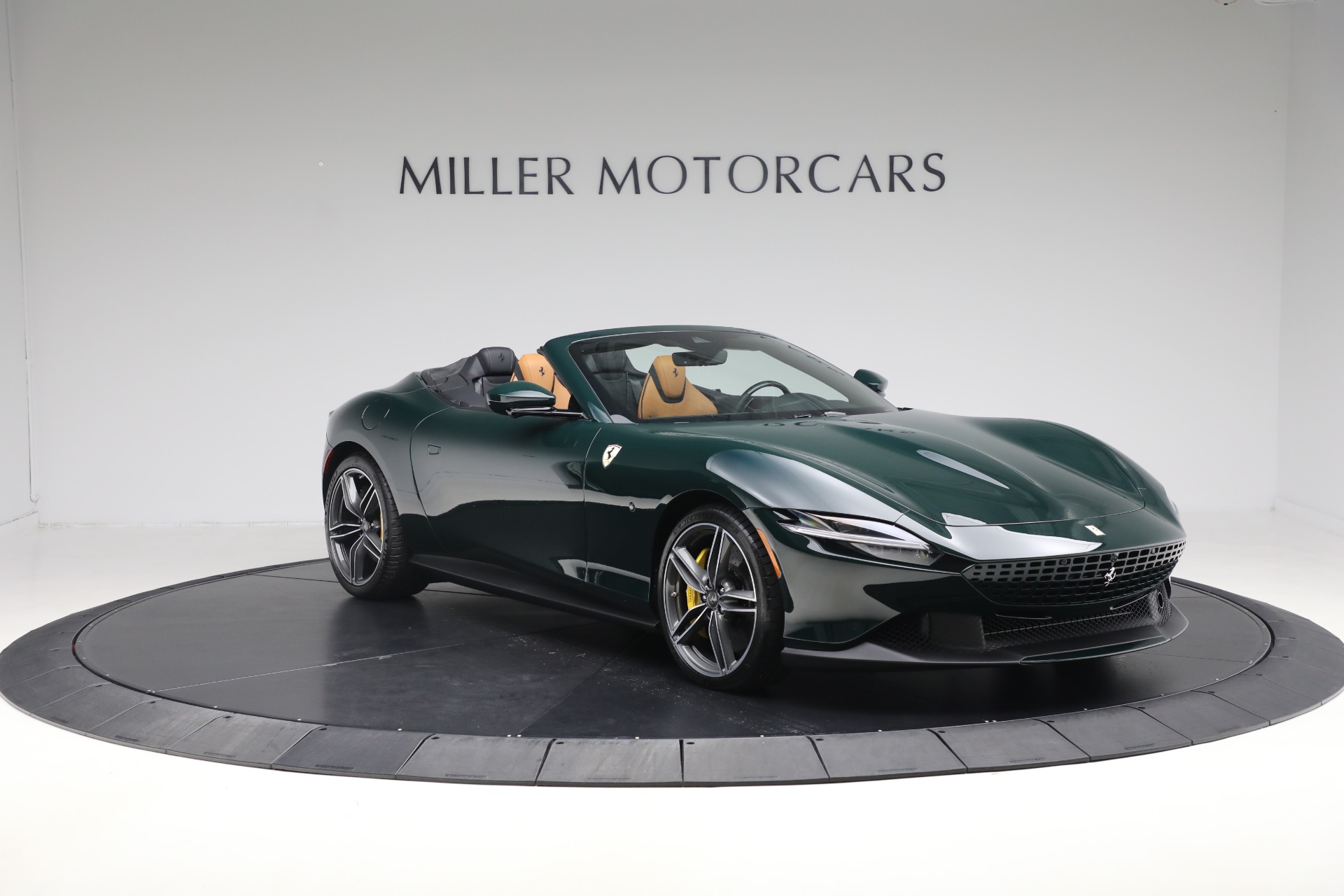 Used-2025-Ferrari-Roma-Spider