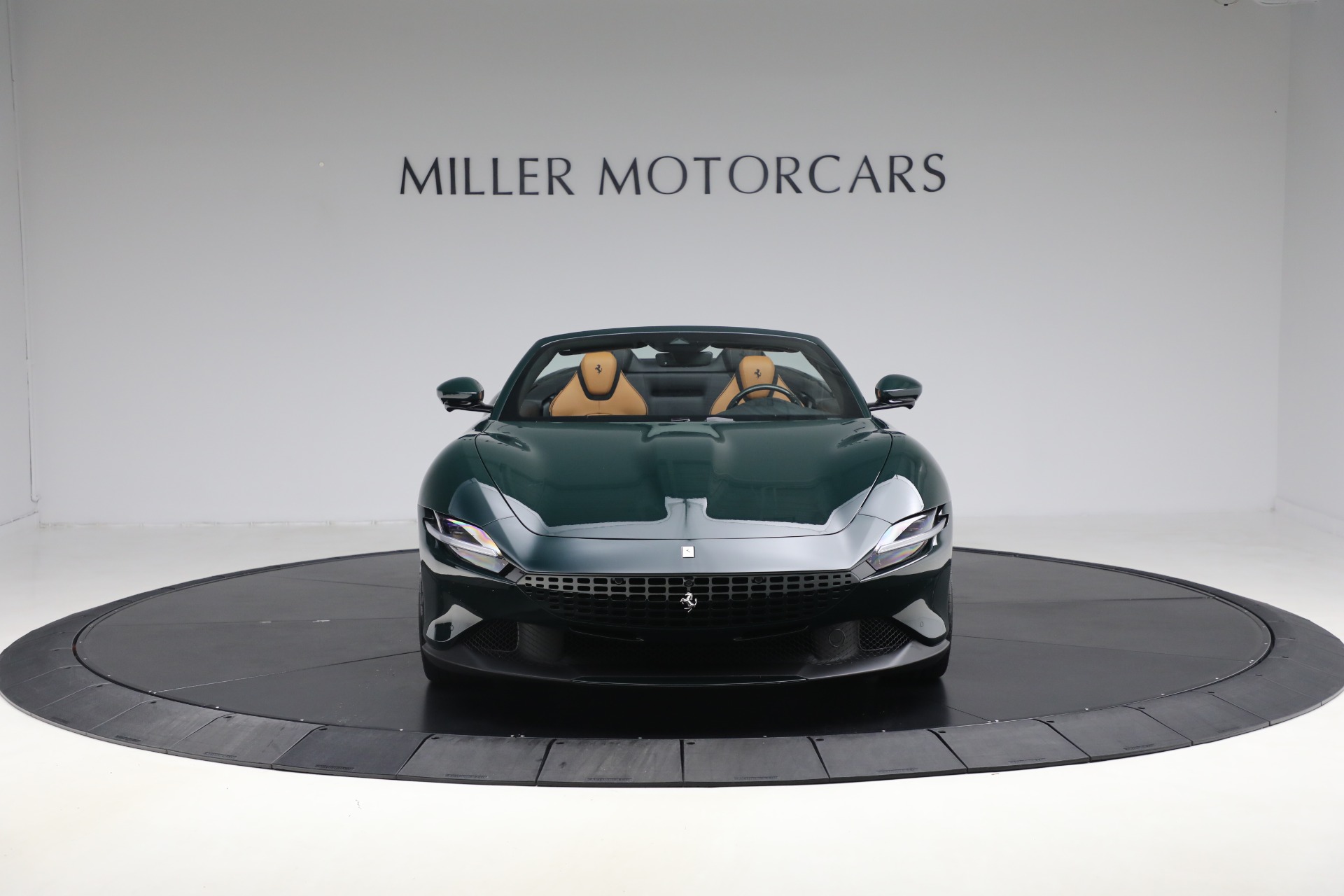 Used-2025-Ferrari-Roma-Spider