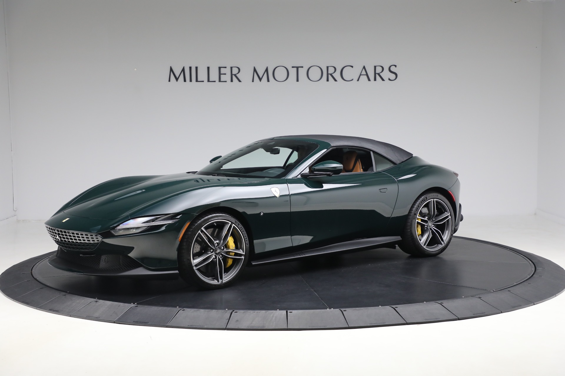 Used-2025-Ferrari-Roma-Spider