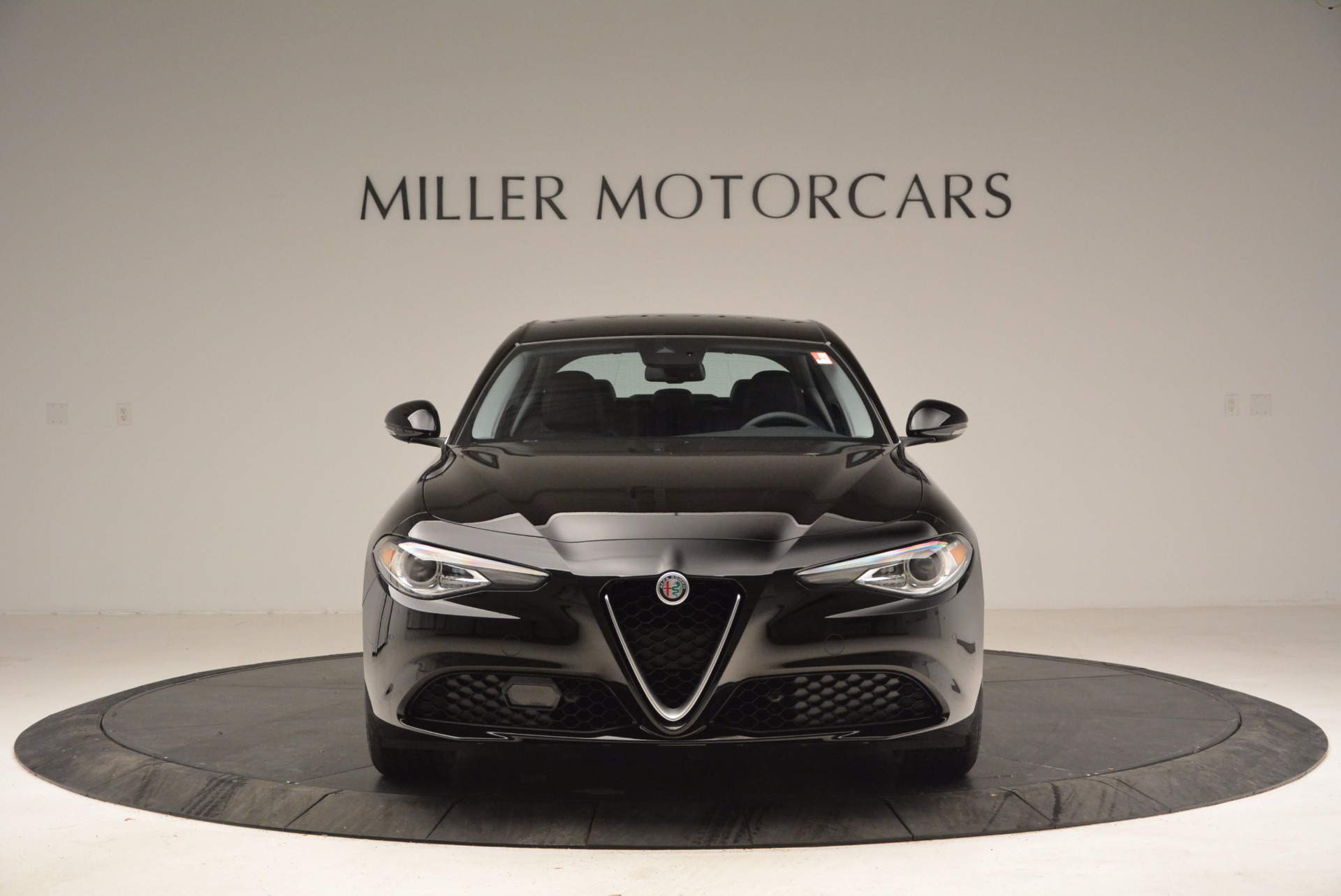 New-2017-Alfa-Romeo-Giulia-Q4