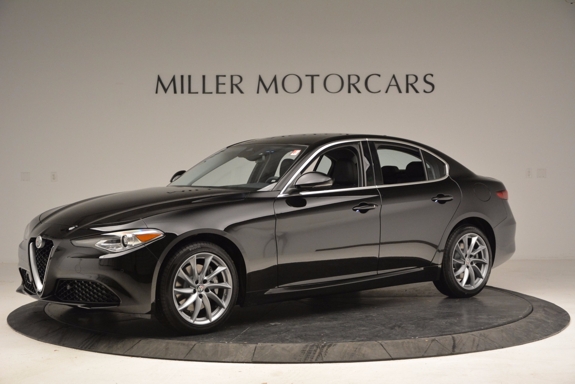 New-2017-Alfa-Romeo-Giulia-Q4