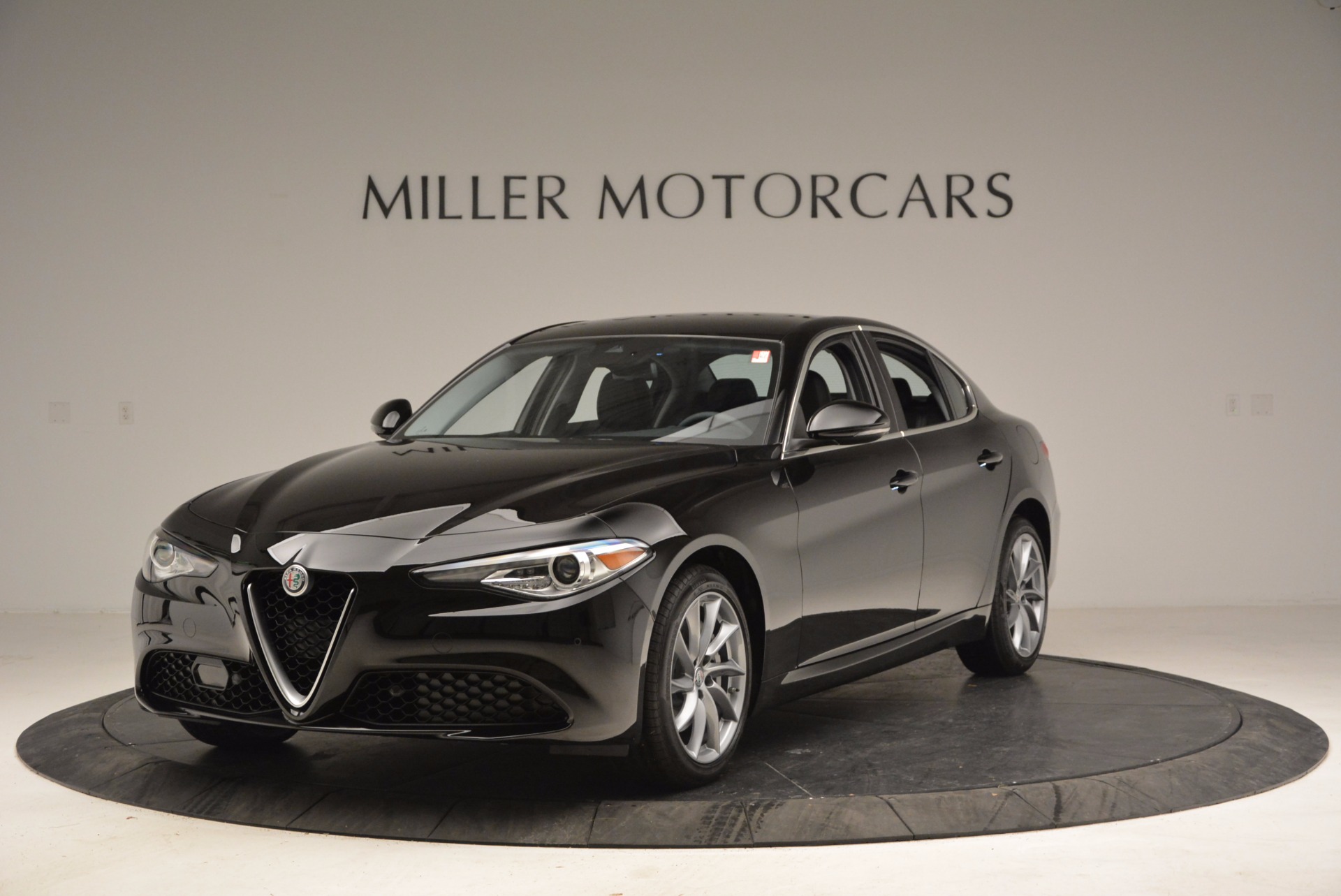 New-2017-Alfa-Romeo-Giulia-Q4