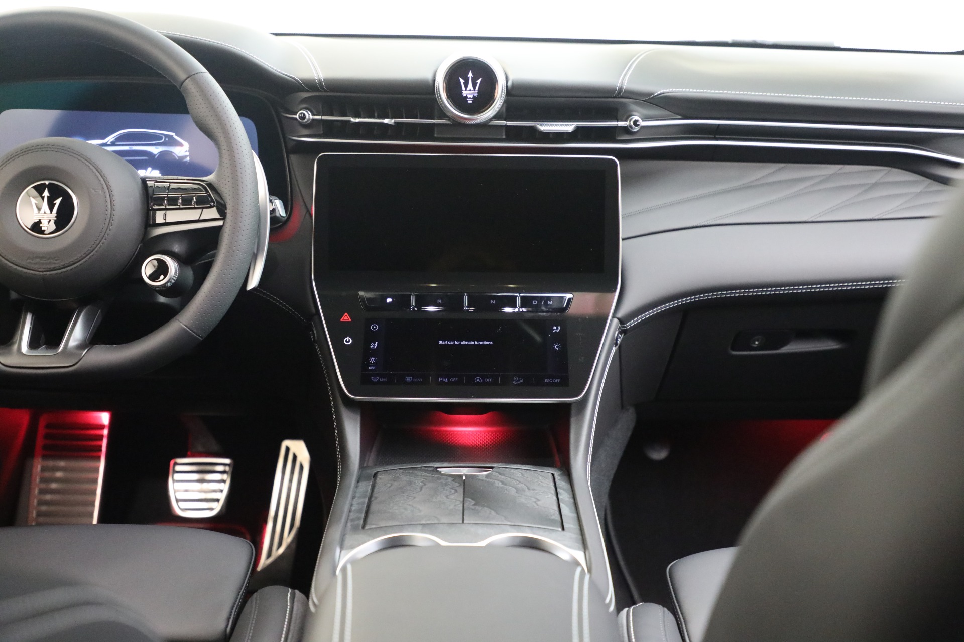 New-2025-Maserati-Grecale-Modena