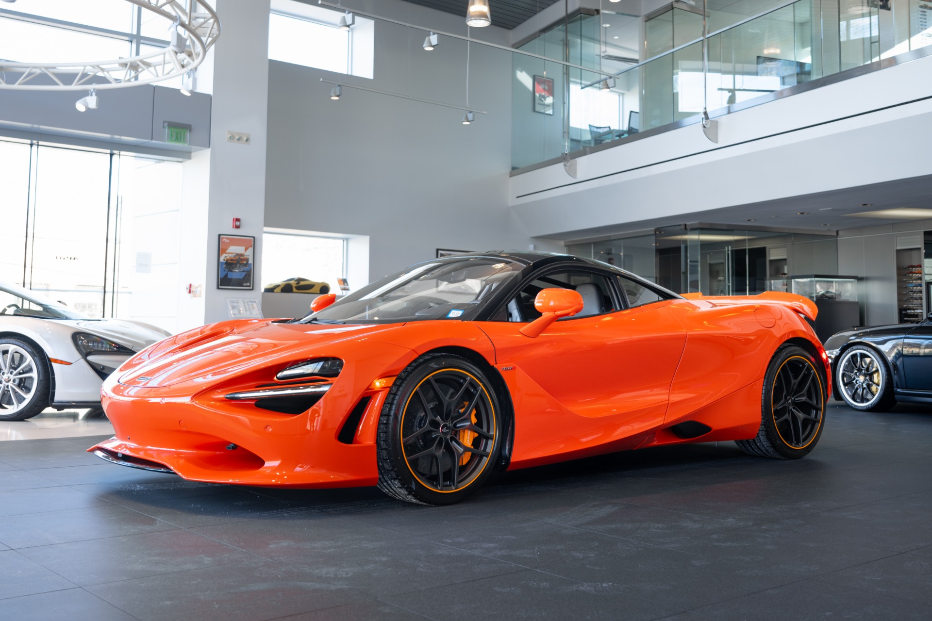 Used-2024-McLaren-750S