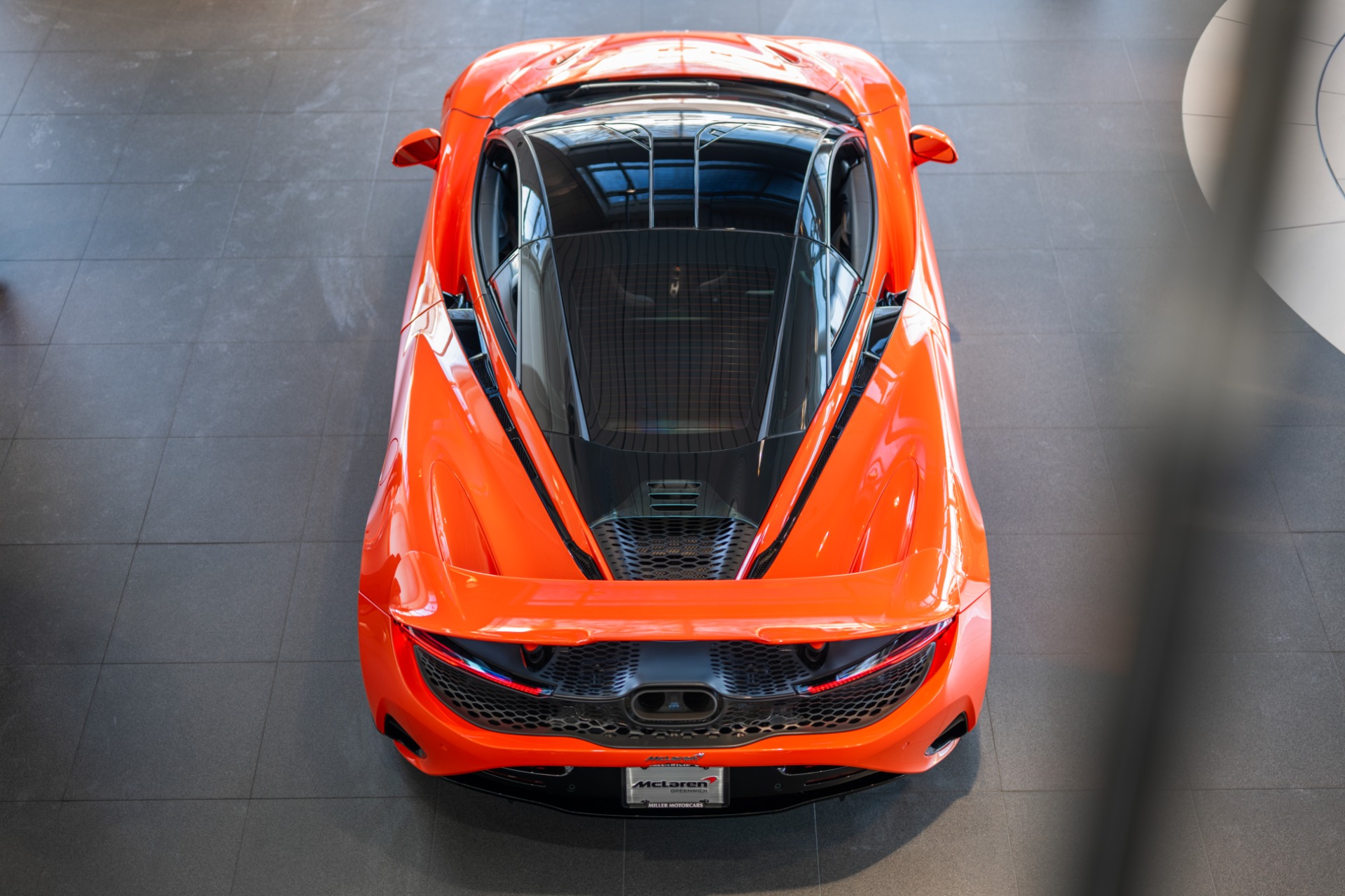 Used-2024-McLaren-750S