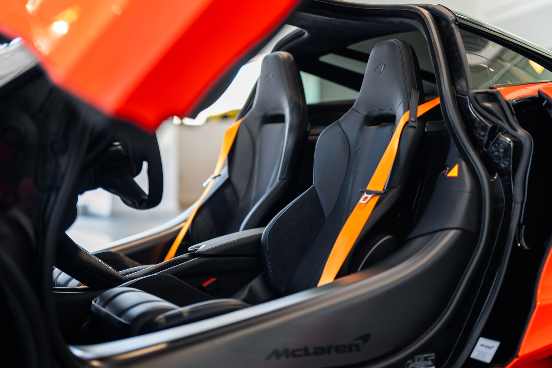 Used-2024-McLaren-750S
