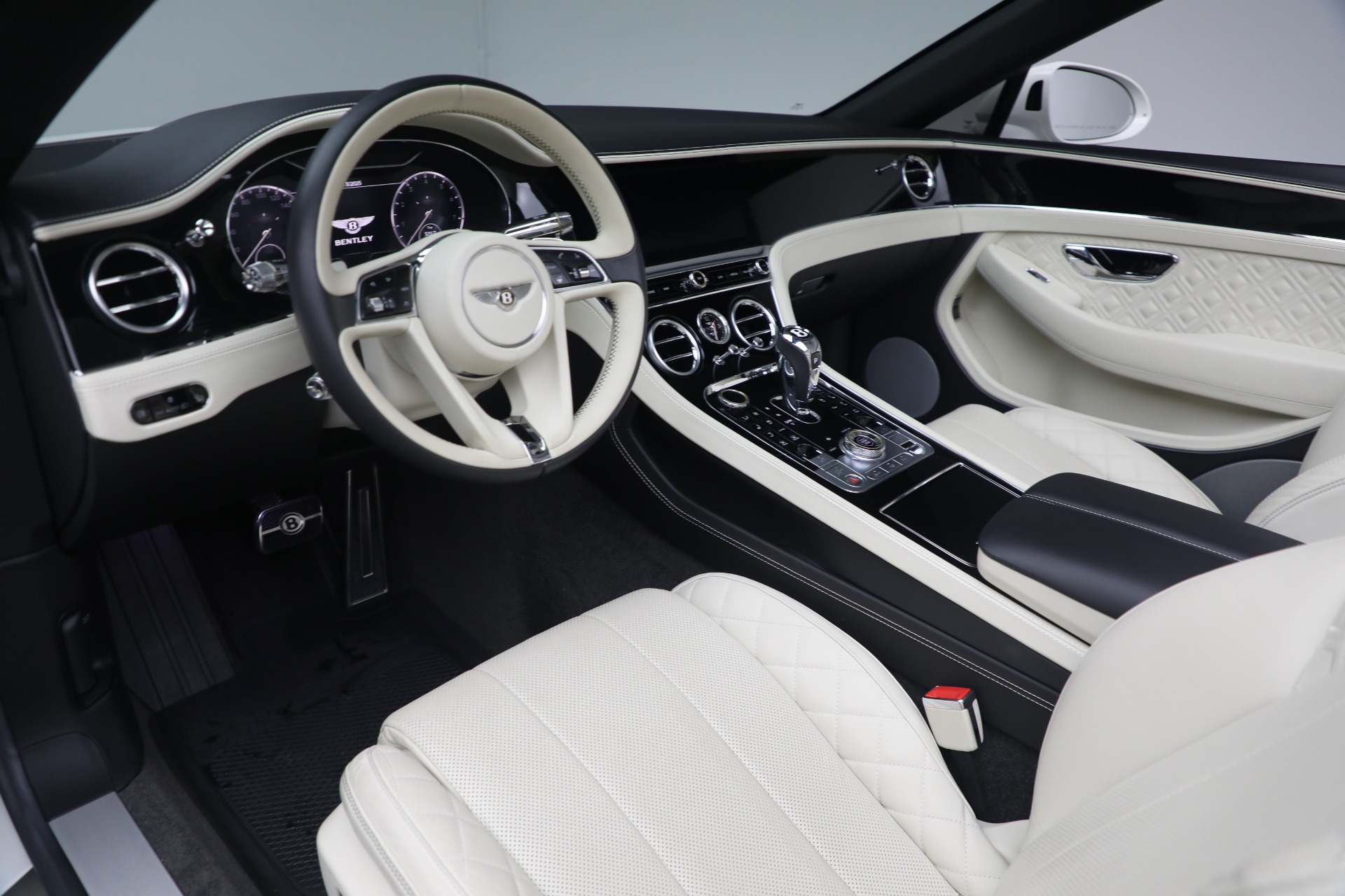 Used-2020-Bentley-Continental-GTC