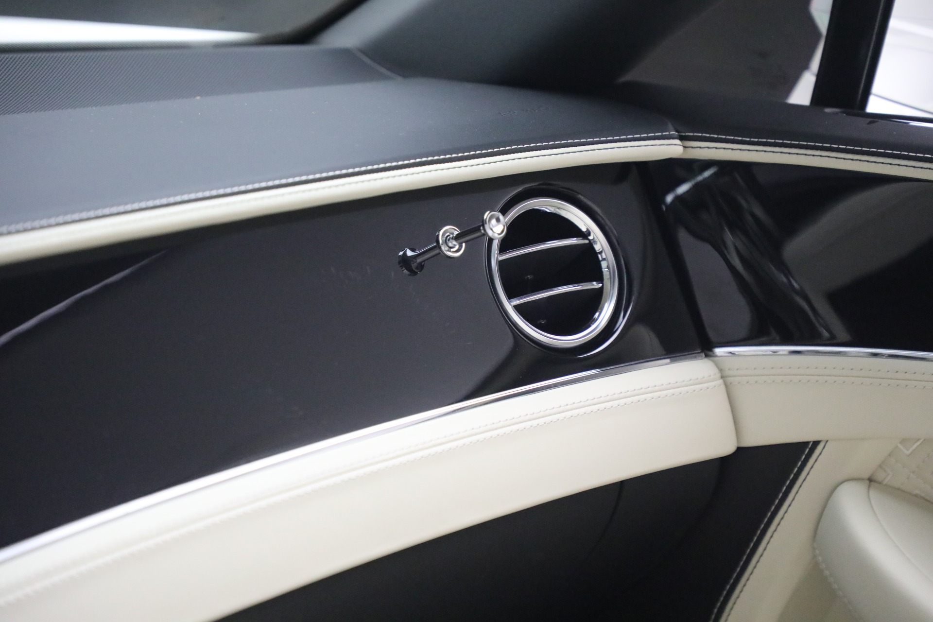 Used-2020-Bentley-Continental-GTC