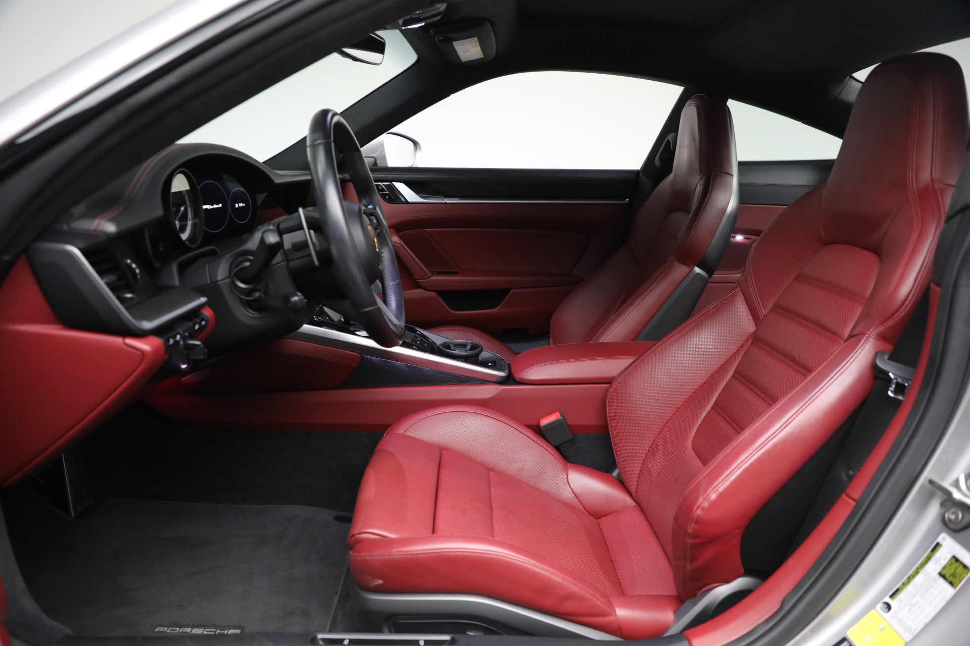 Used-2021-Porsche-911-Turbo-S