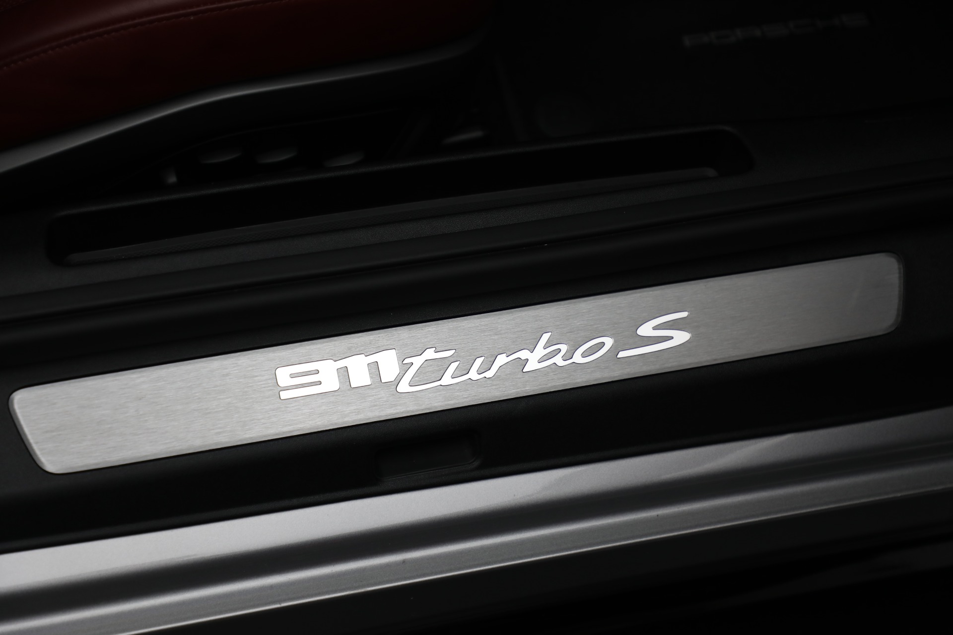 Used-2021-Porsche-911-Turbo-S