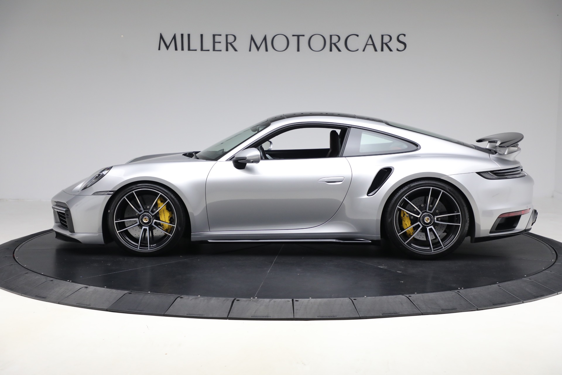 Used-2021-Porsche-911-Turbo-S