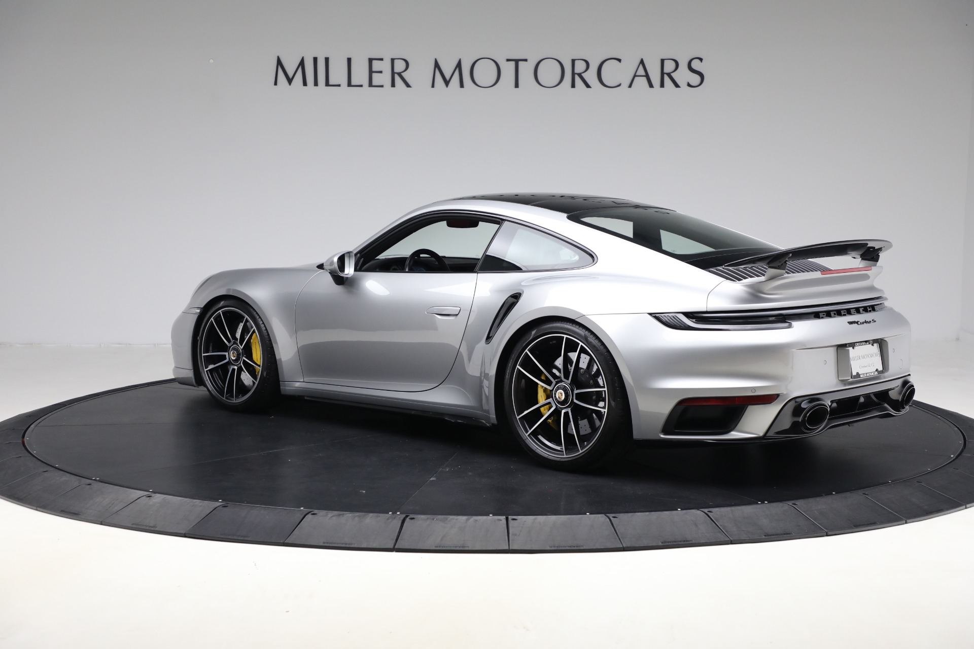 Used-2021-Porsche-911-Turbo-S