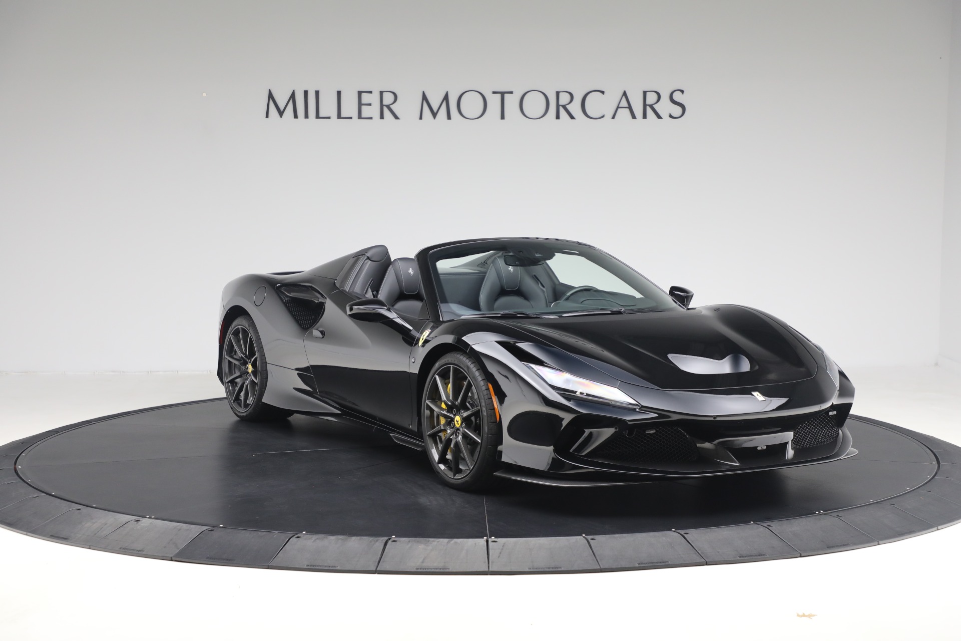 Used-2021-Ferrari-F8-Spider