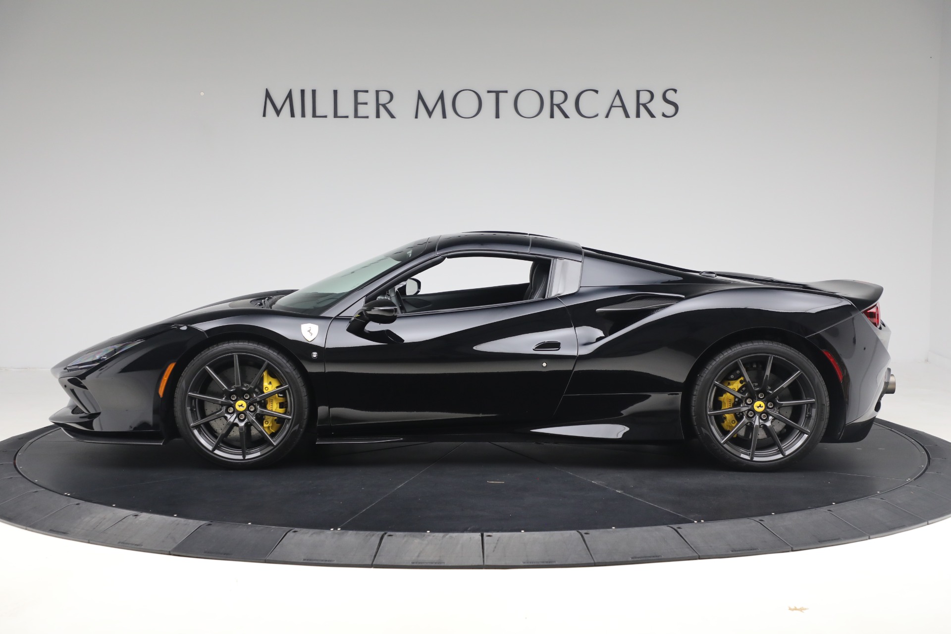 Used-2021-Ferrari-F8-Spider