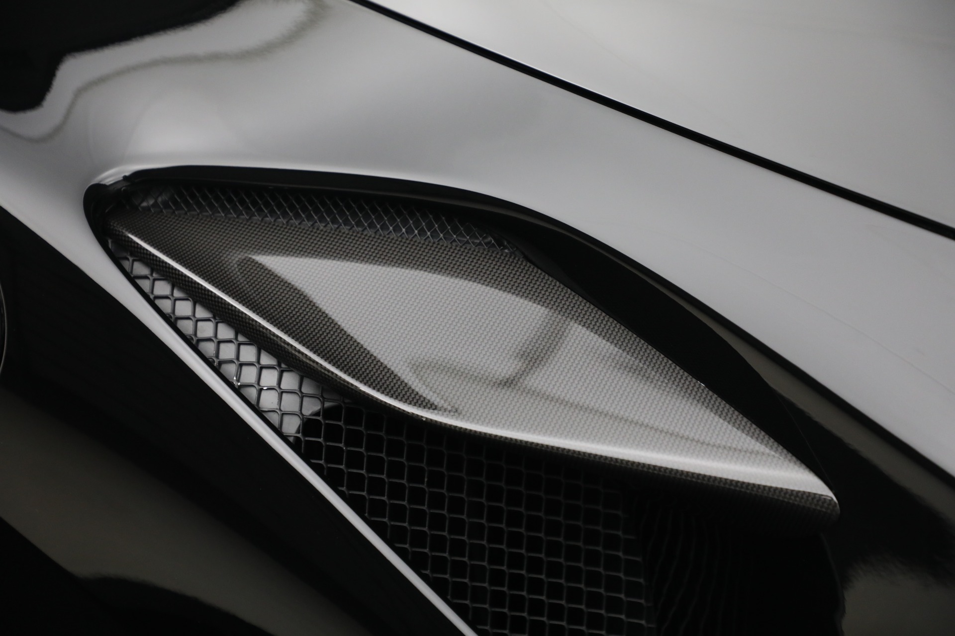Used-2021-Ferrari-F8-Spider
