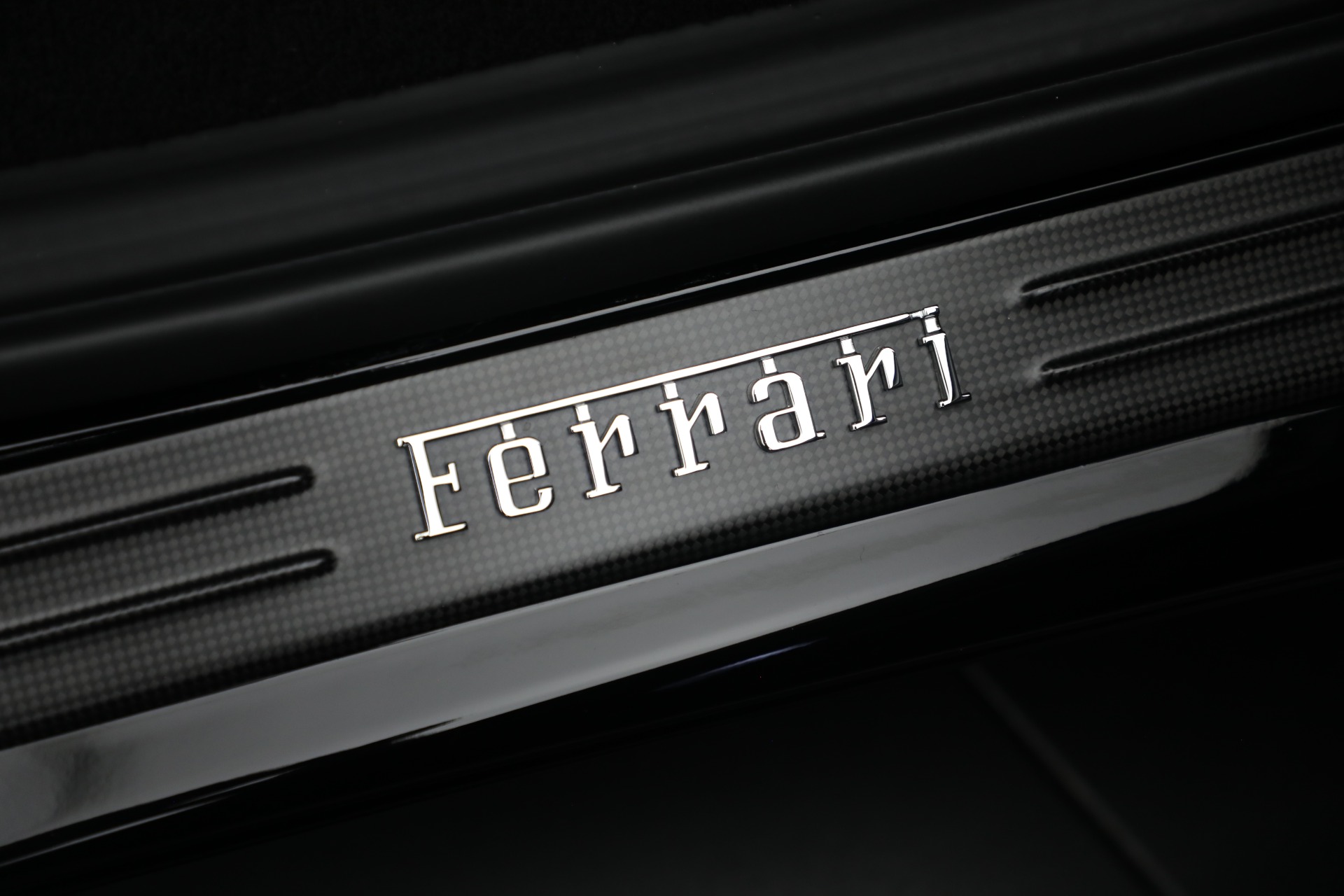 Used-2021-Ferrari-F8-Spider