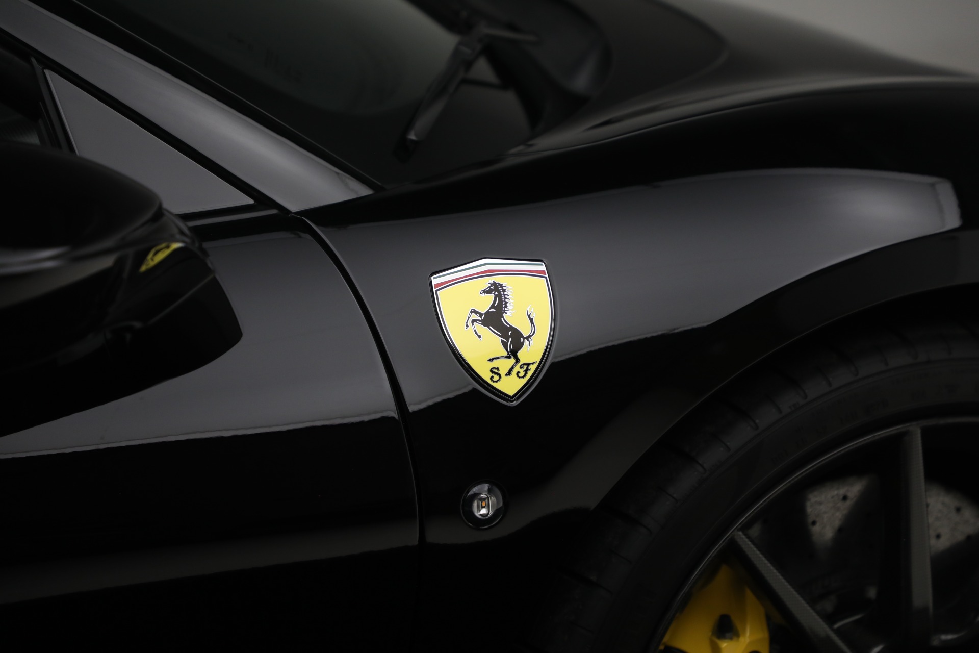 Used-2021-Ferrari-F8-Spider