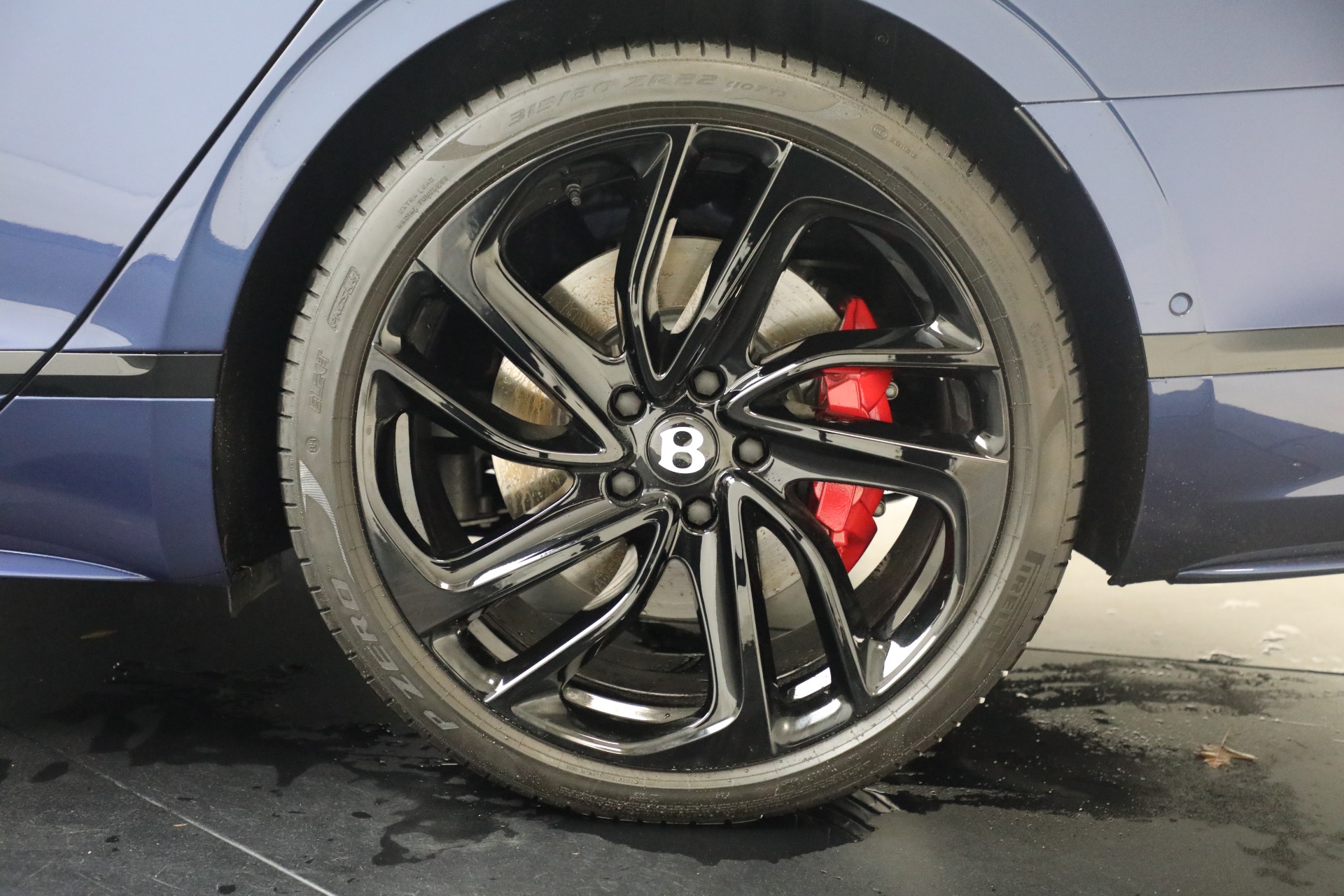 New-2025-Bentley-Flying-Spur-Speed-First-Edition