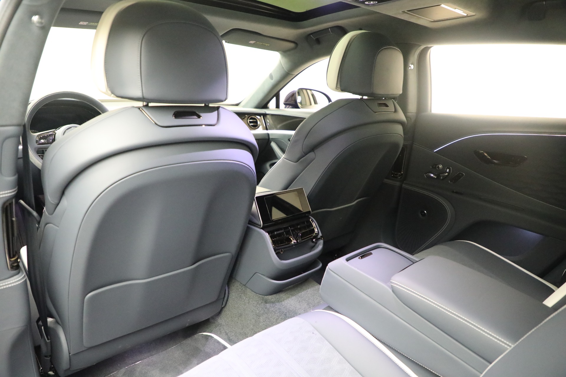 New-2025-Bentley-Flying-Spur-Speed-First-Edition