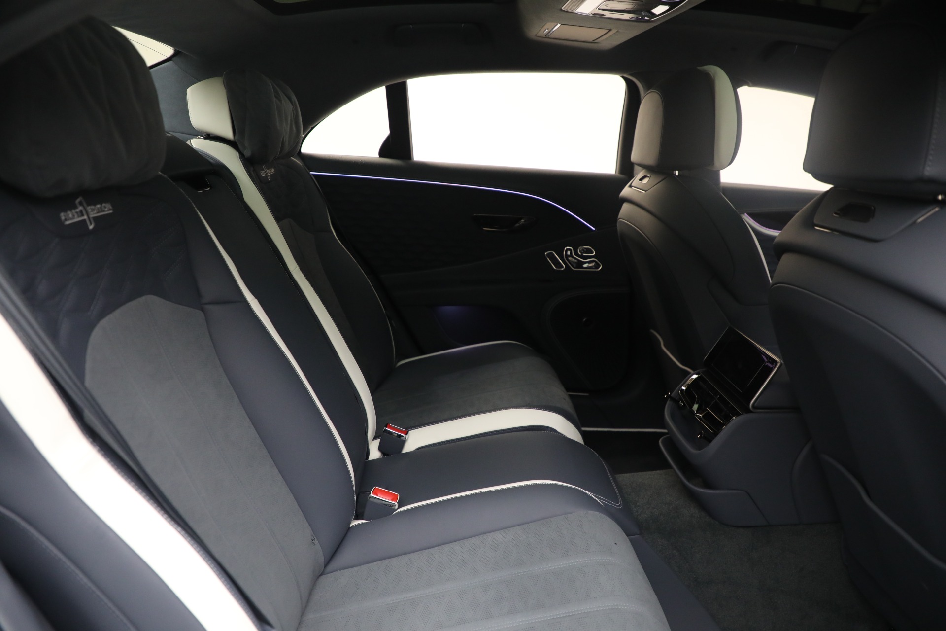 New-2025-Bentley-Flying-Spur-Speed-First-Edition