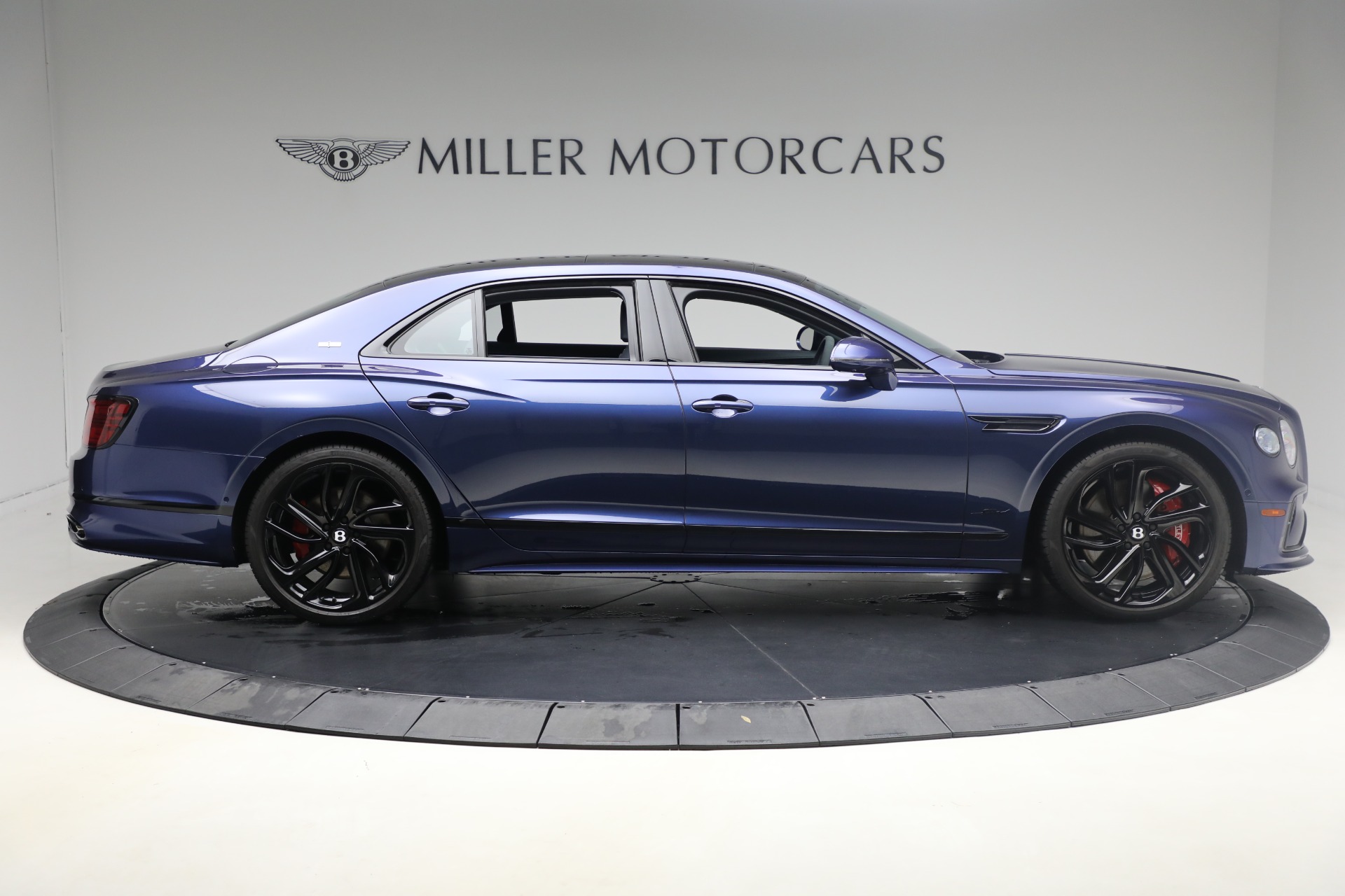 New-2025-Bentley-Flying-Spur-Speed-First-Edition